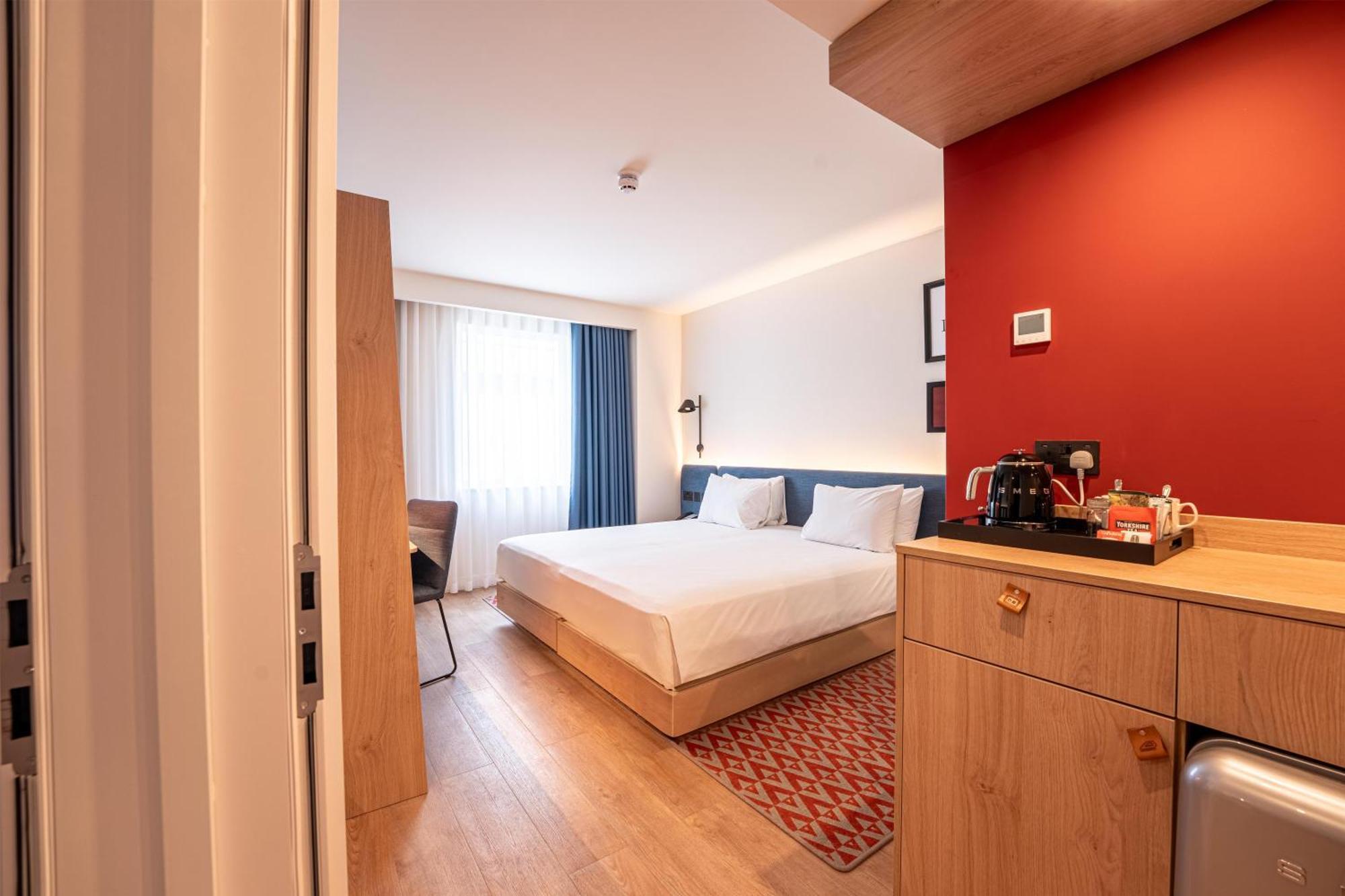 Super King Room