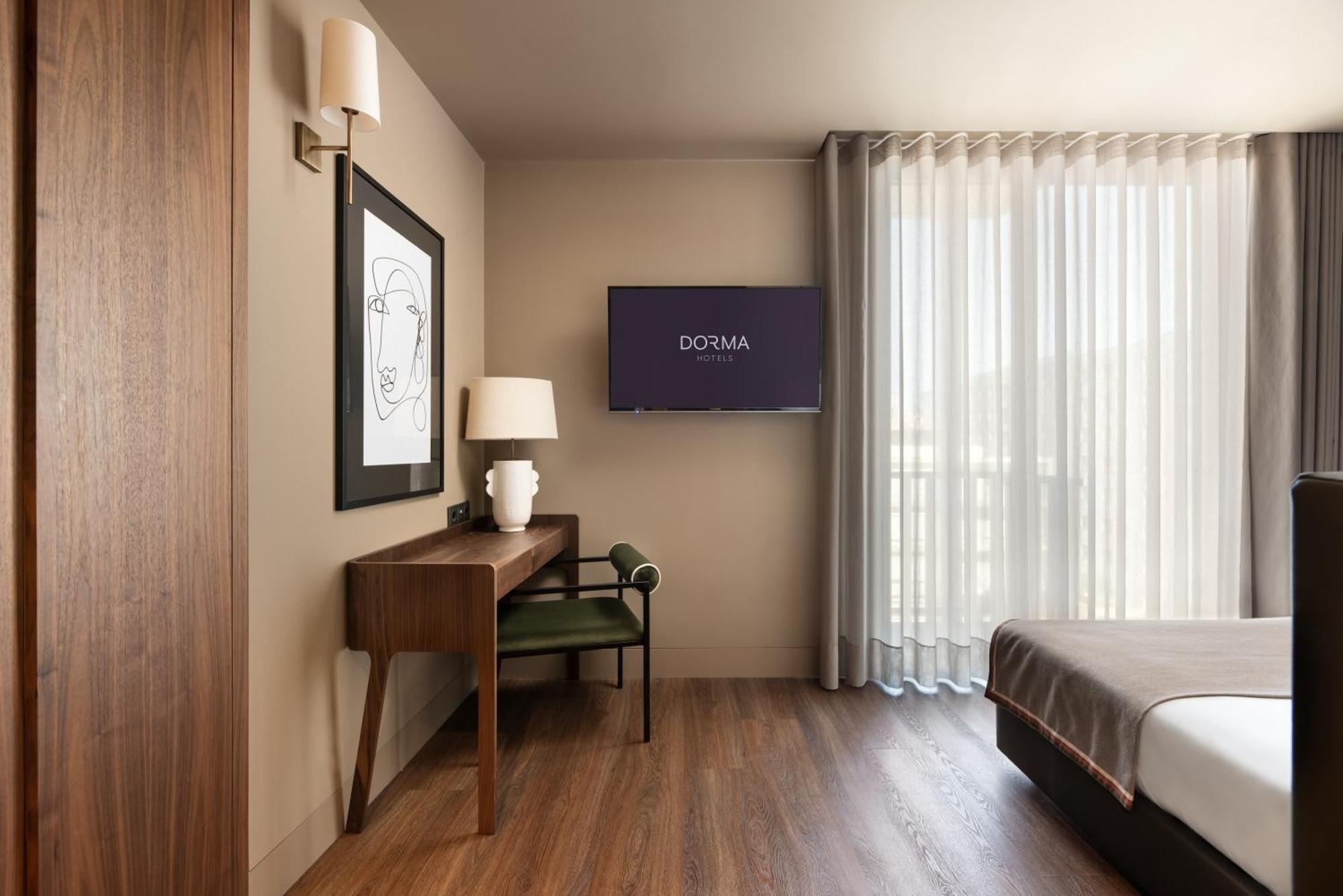 Double or Twin Room Balcony