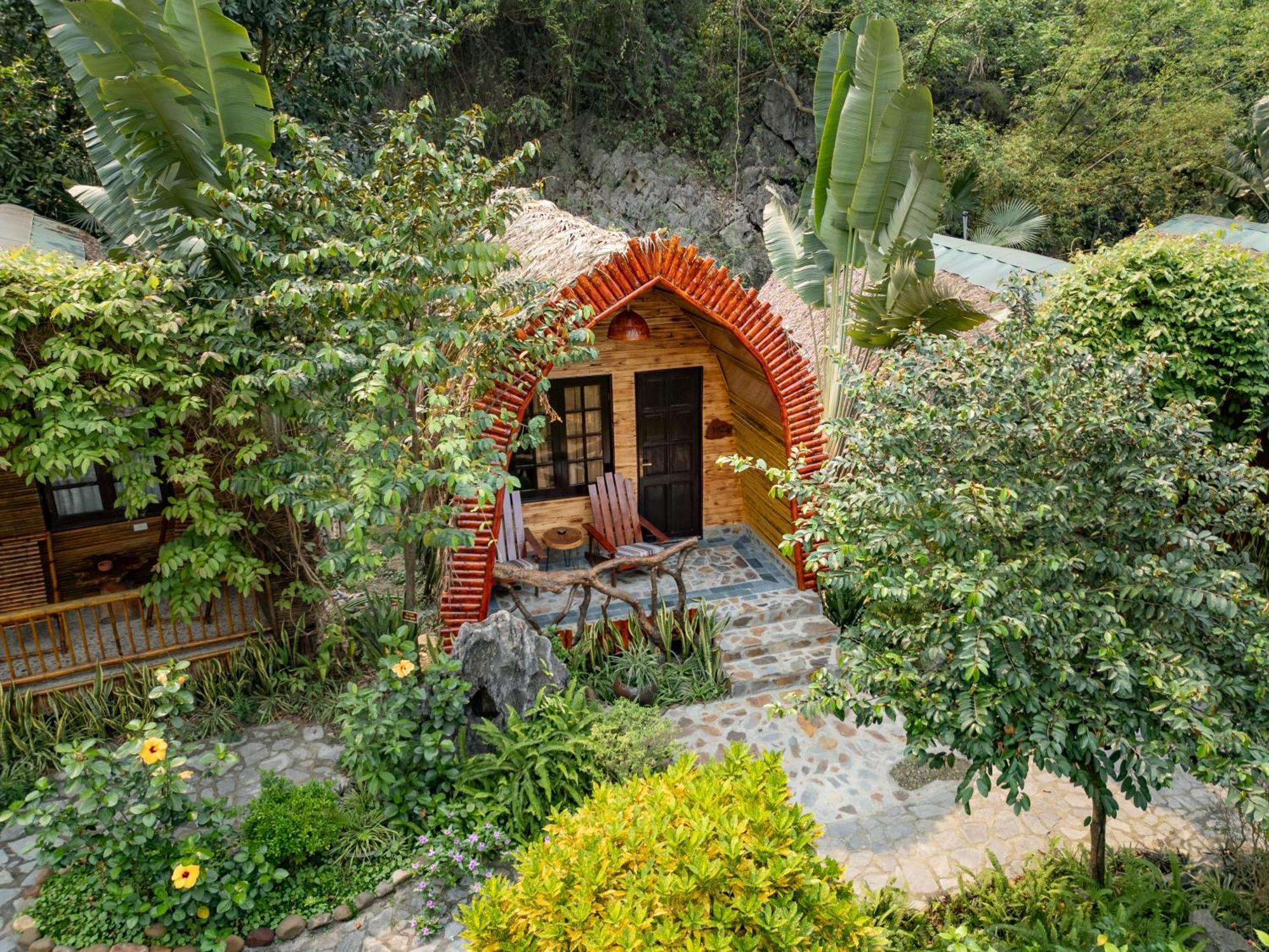 King Room Garden View