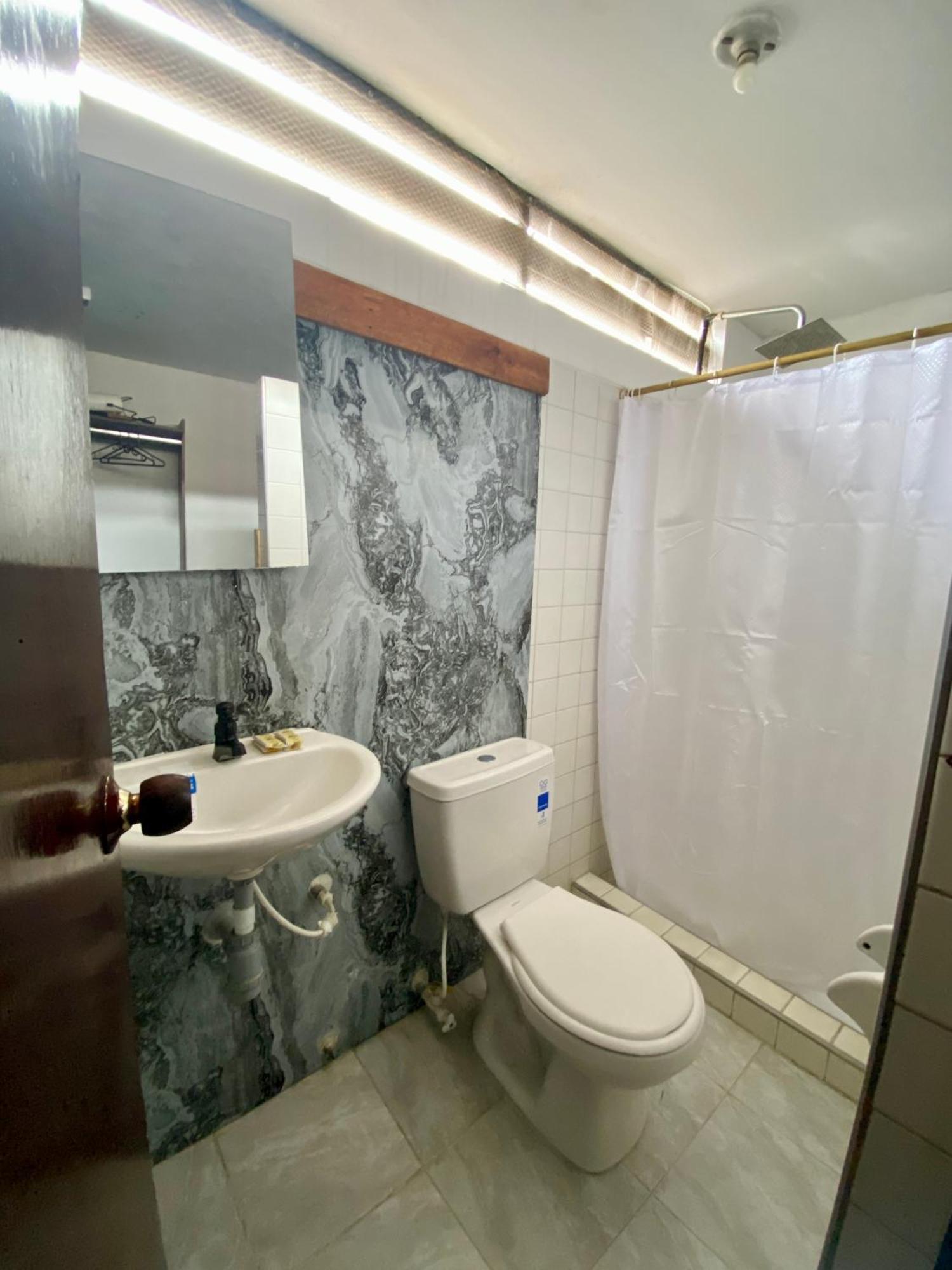 Habitación Triple Confort con ducha