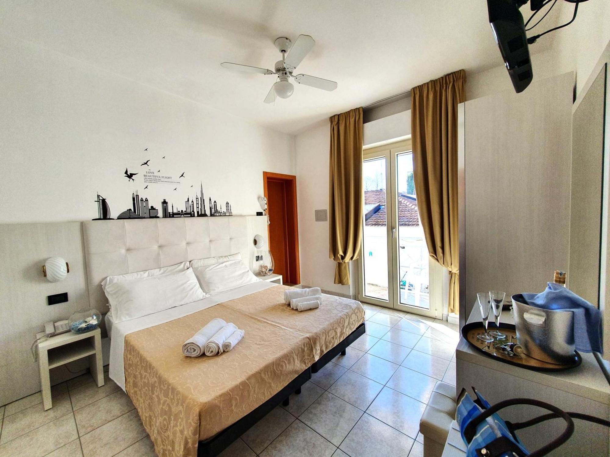 Double or Twin Room with Balcony