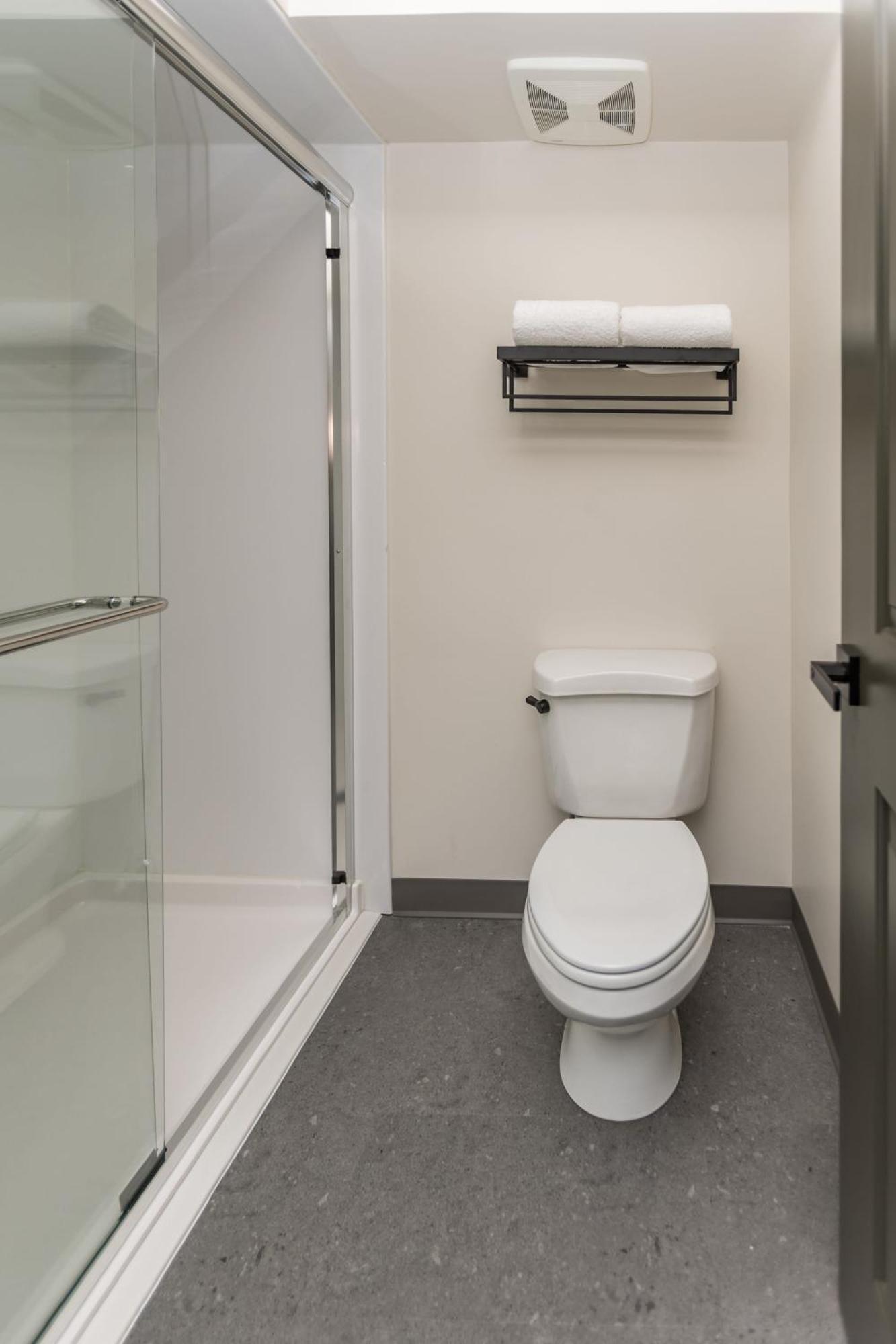 Accessible King Room (Self Check-in)