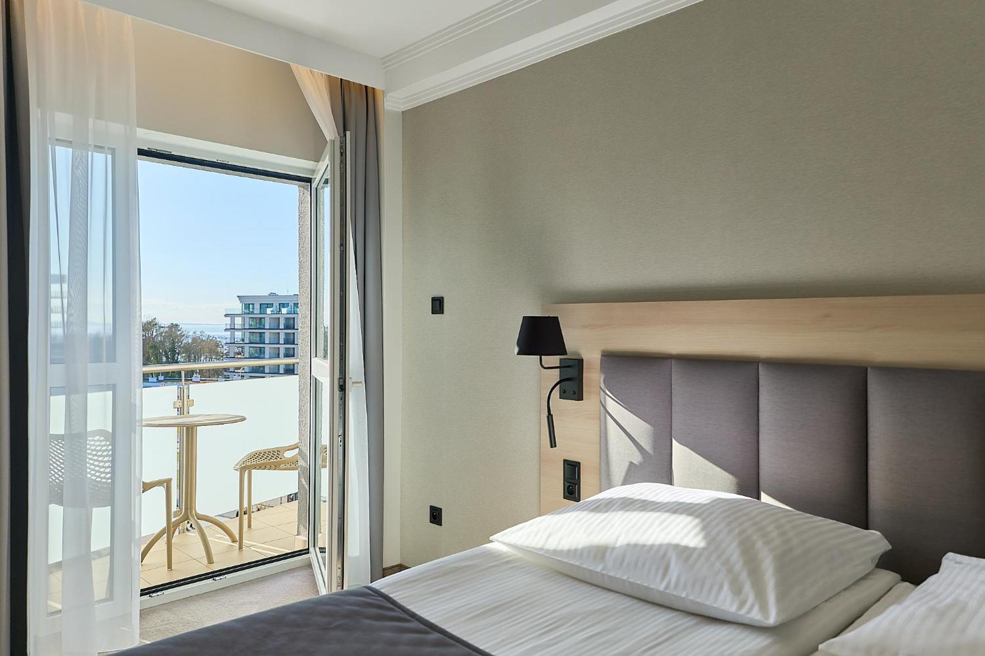 Double or Twin Room Extra Bed Sea View