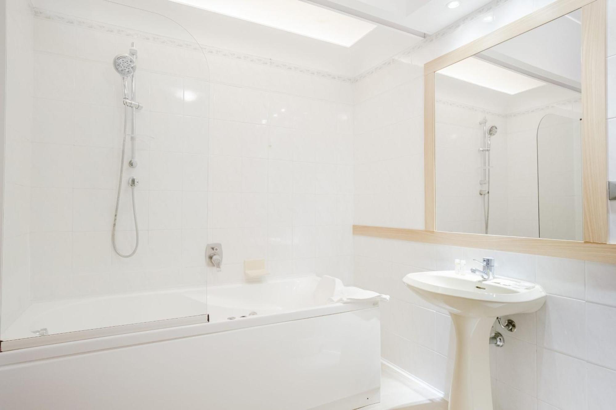 Superior Double or Twin Room Sea View Separate Building