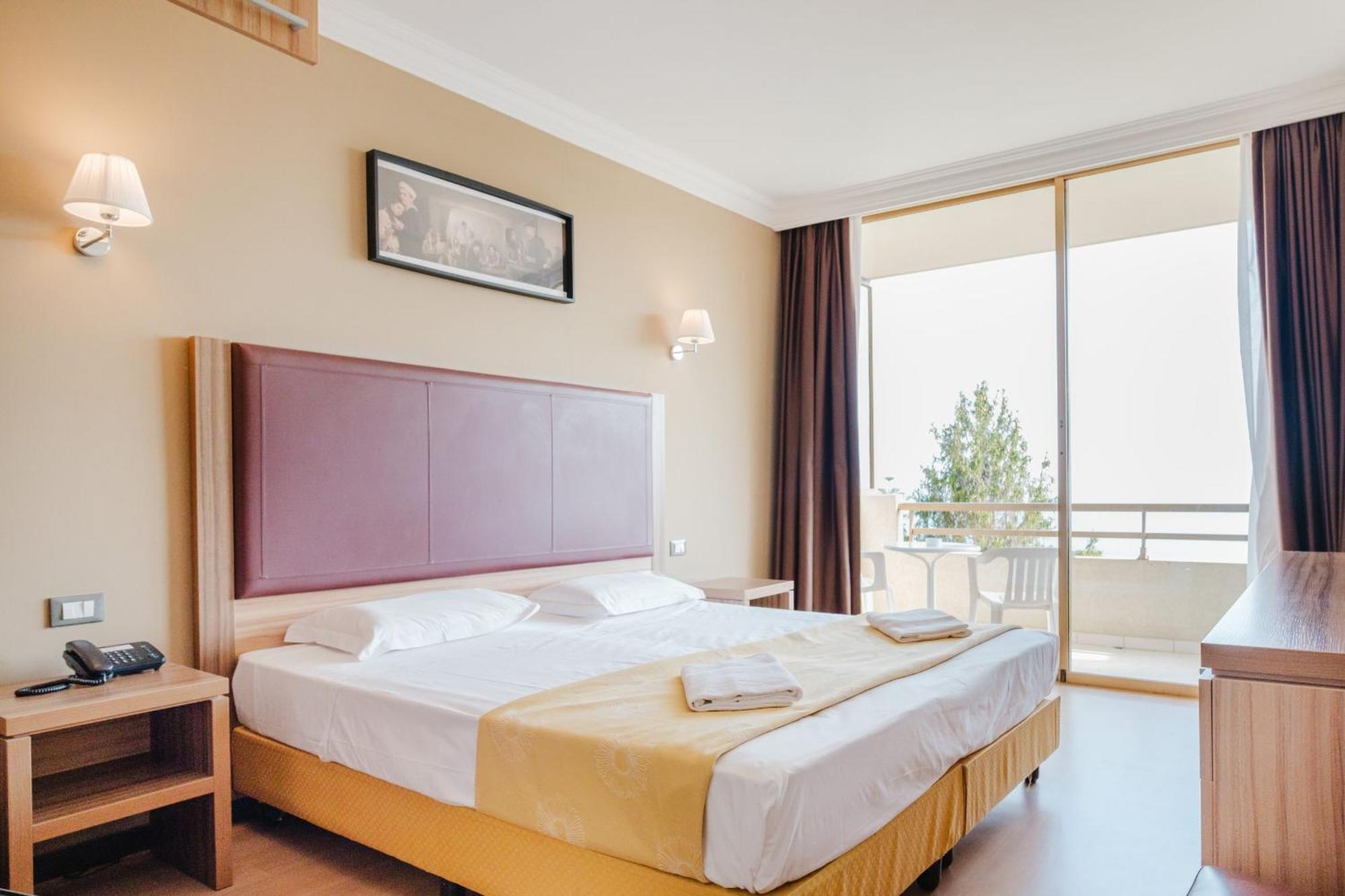 Superior Double or Twin Room Sea View Separate Building