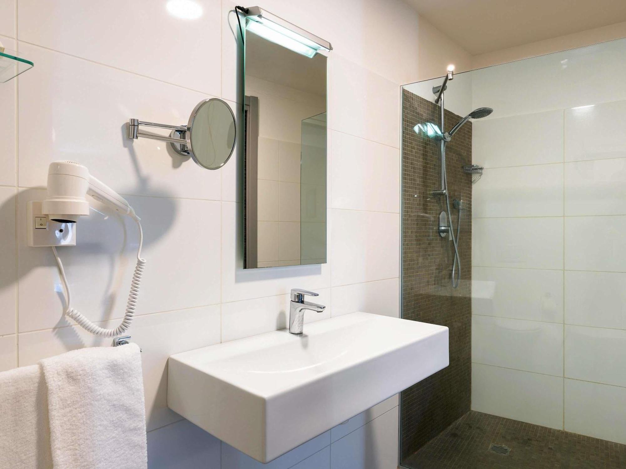 Classic Queen Room Mountain View