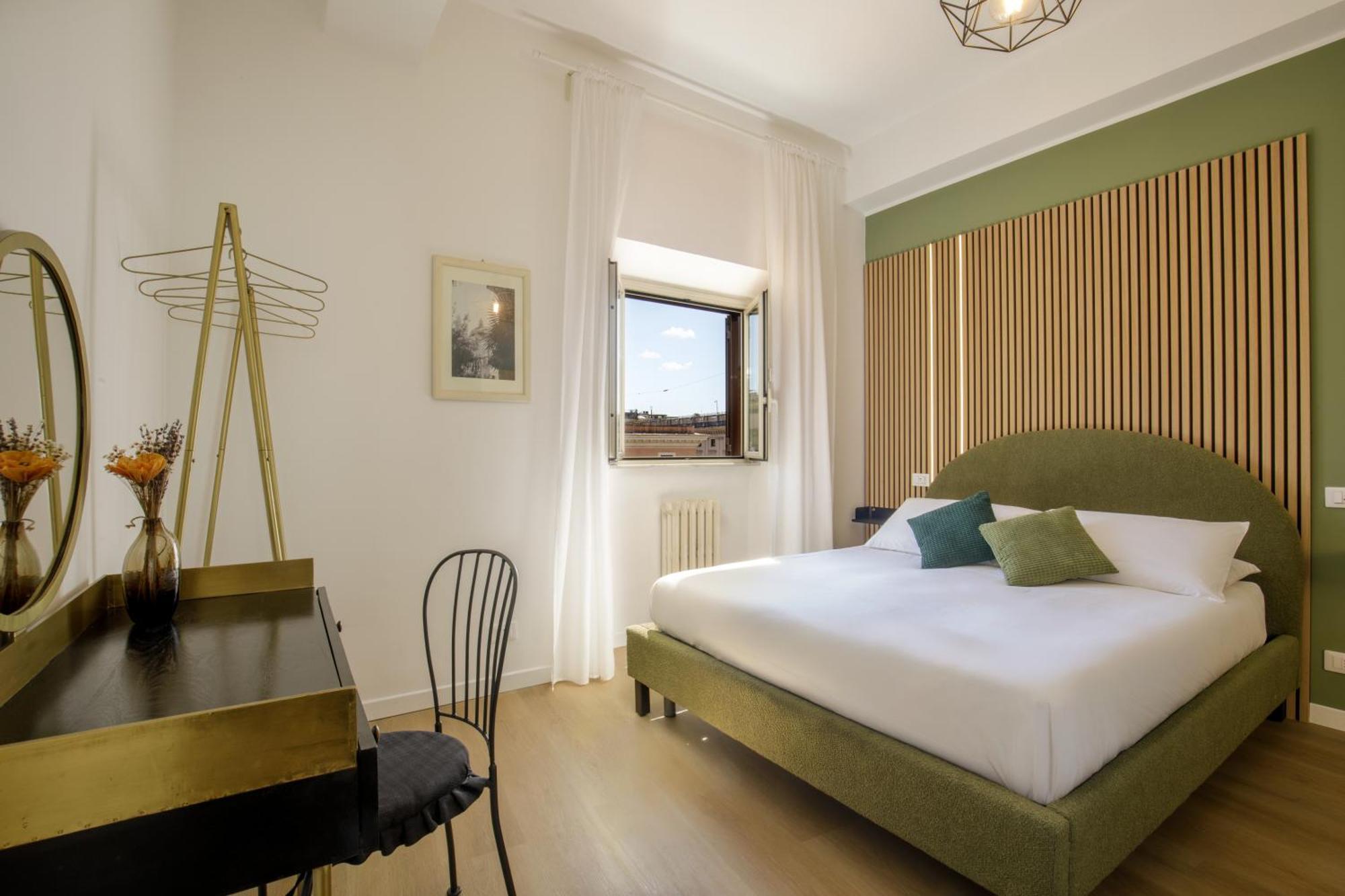 Double room overlooking the Basilica