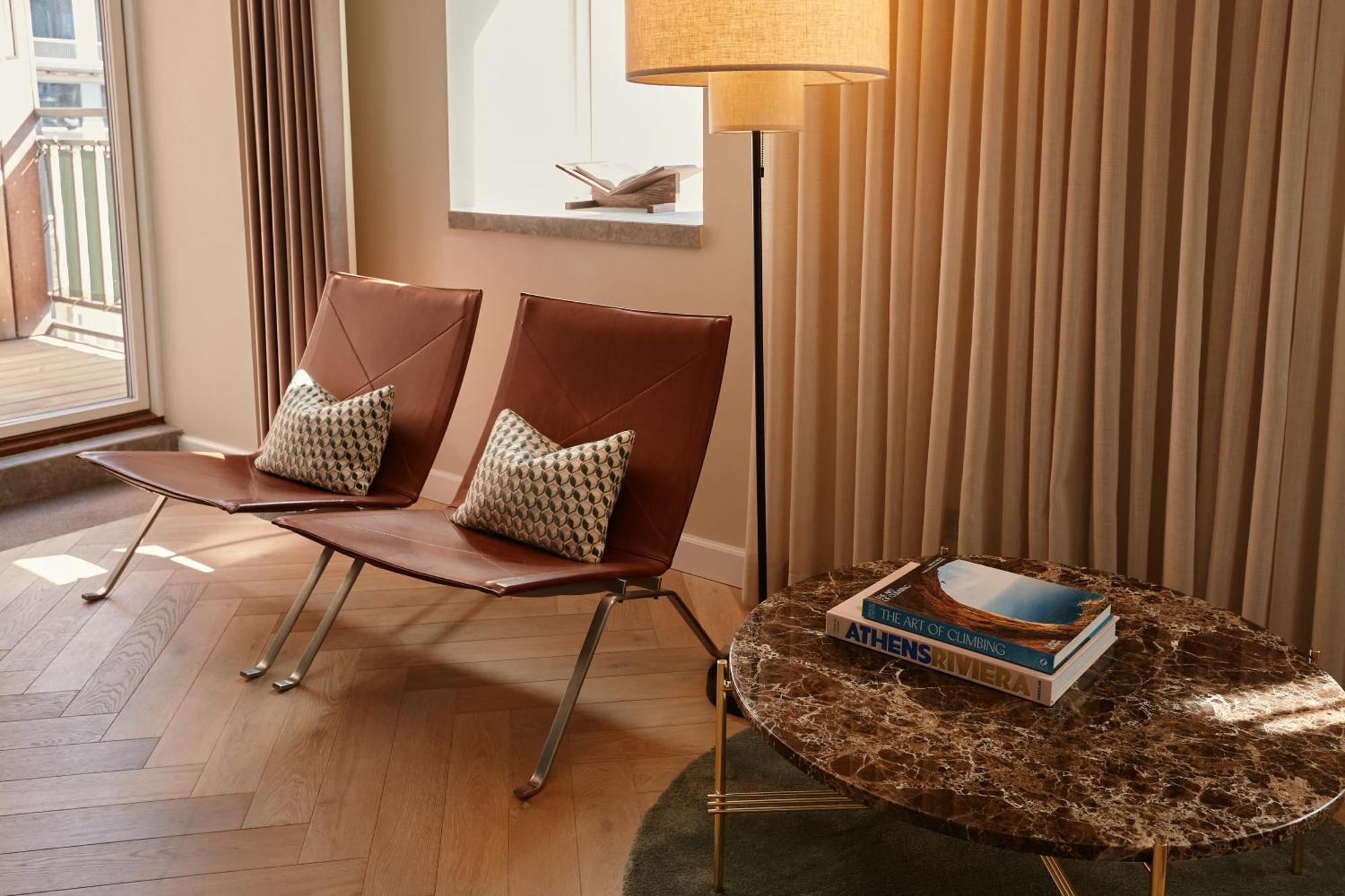 Signature Suite