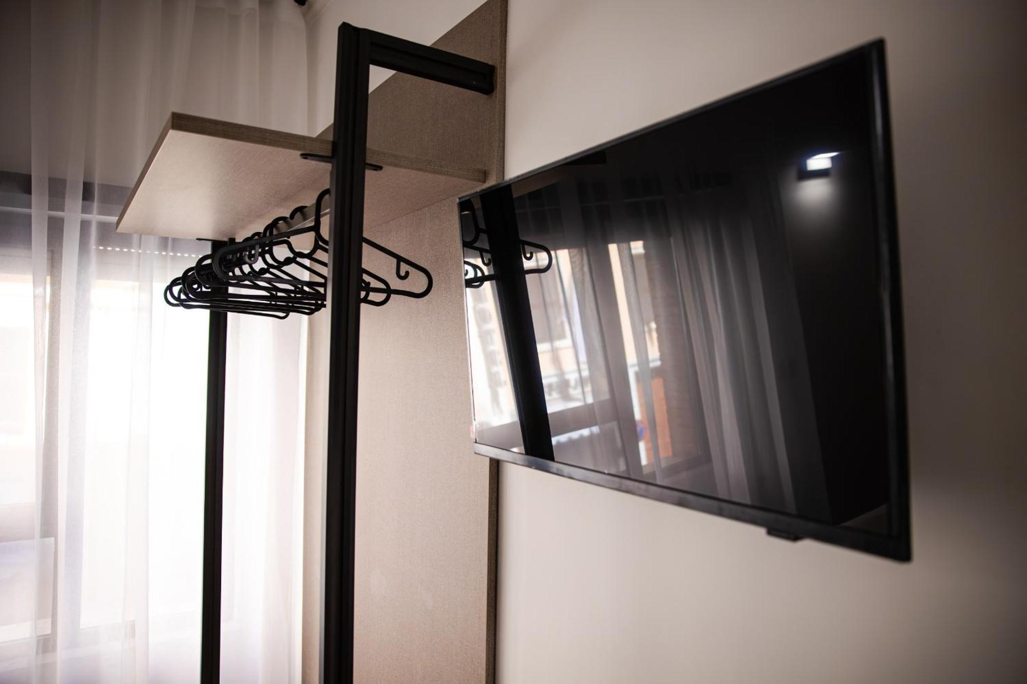 Twin Room Private Bathroom
