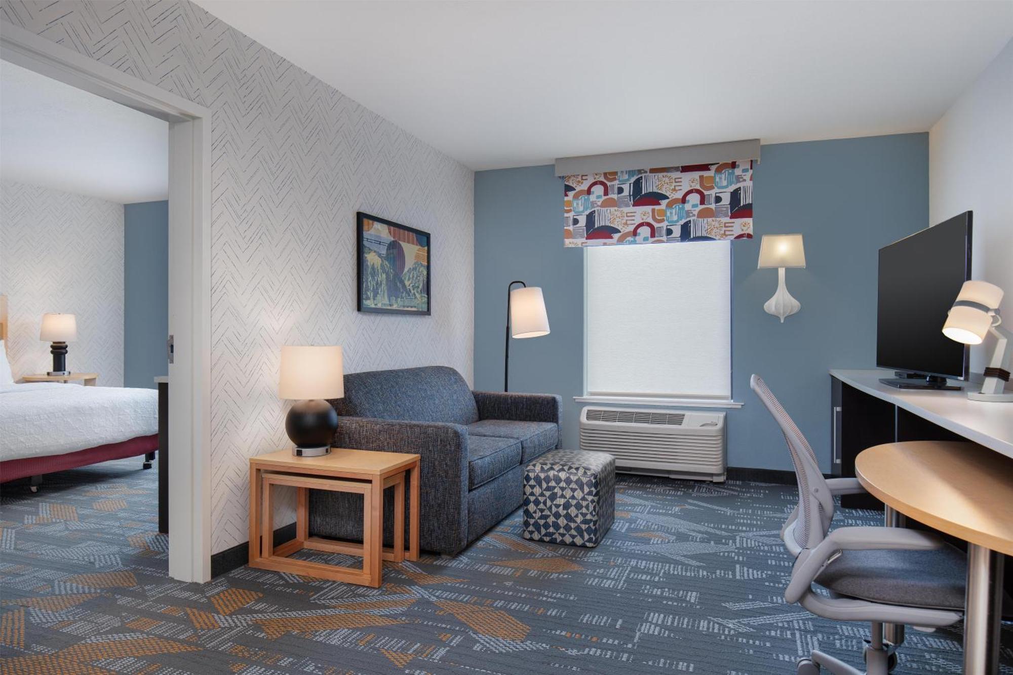 King Suite Mobility Hearing Access or Non-Smoking