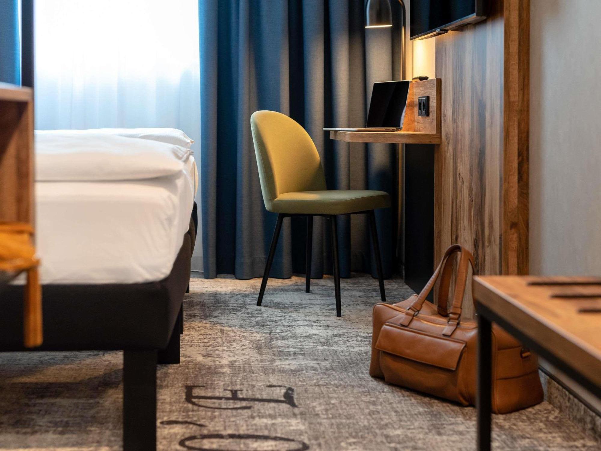 Comfort Twin Room