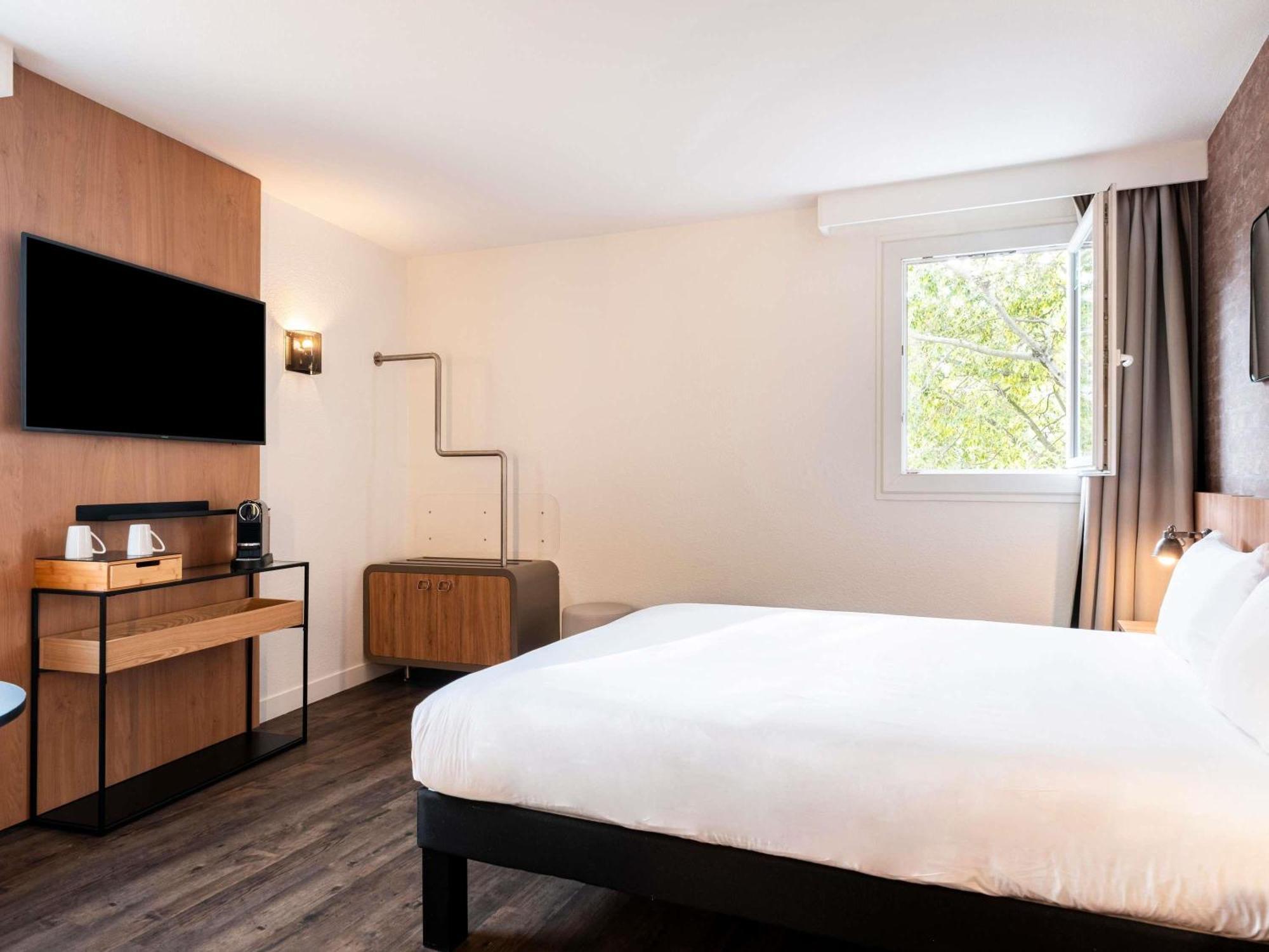 Standard Double Room Disability Access