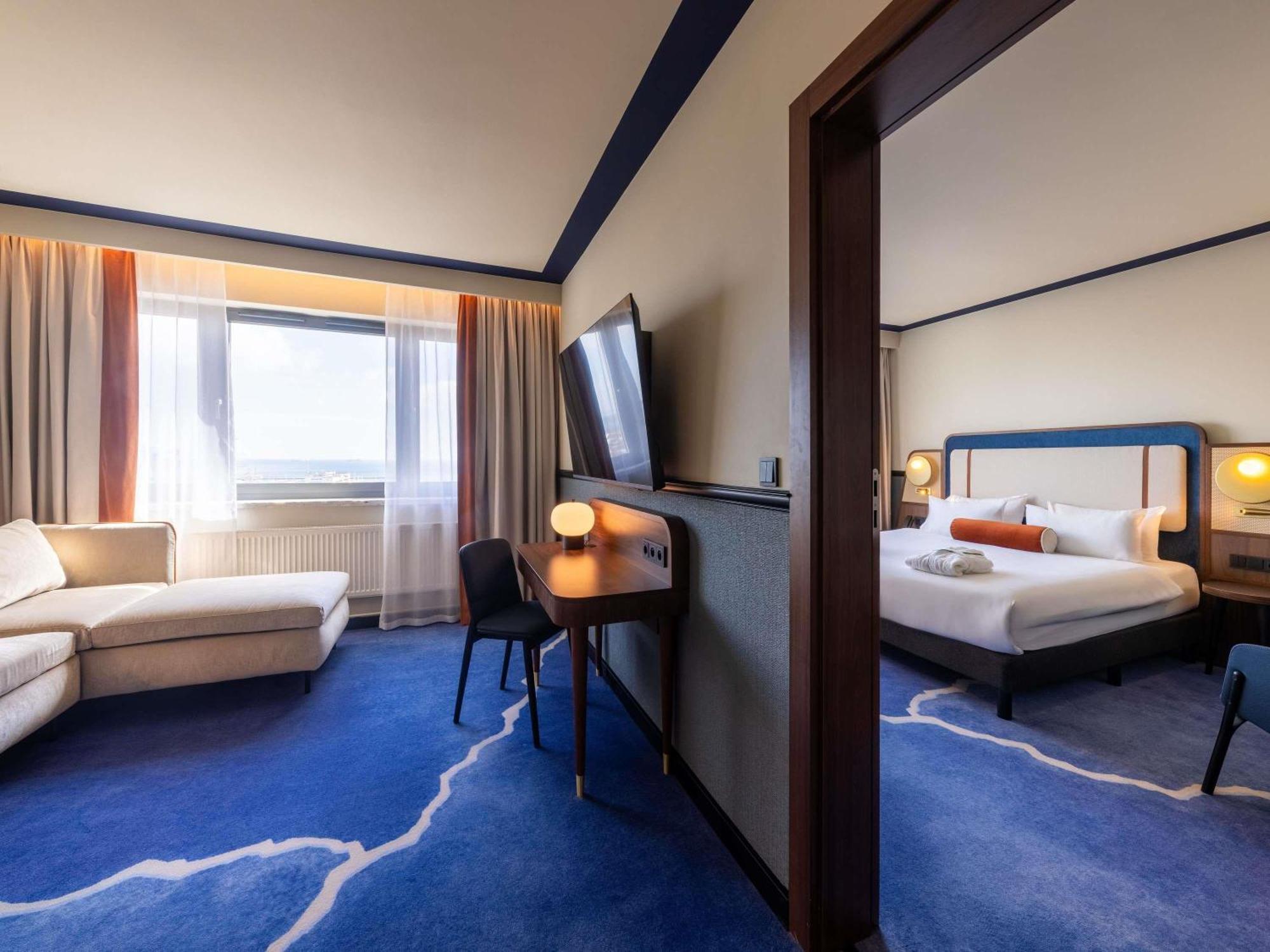 Executive Suite Sea View