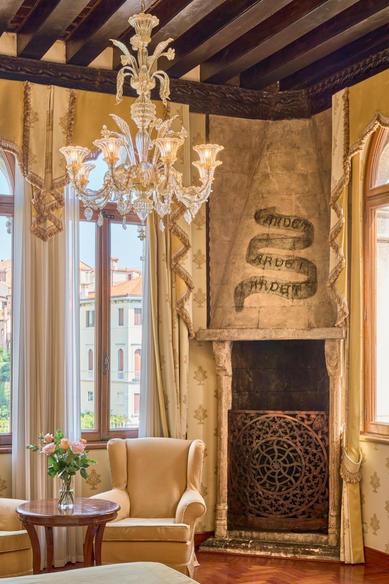 Junior Suite con Vista Canal Grande