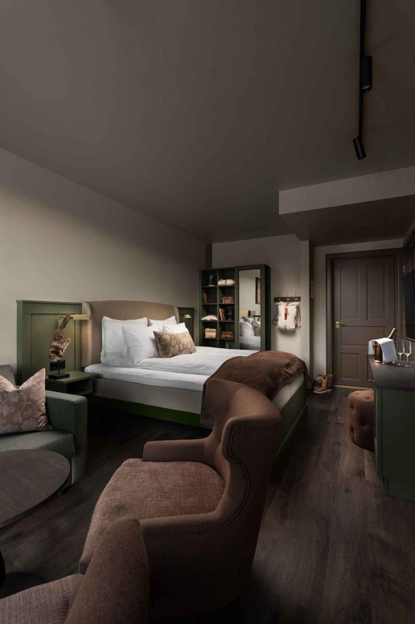 Deluxe Junior Suite