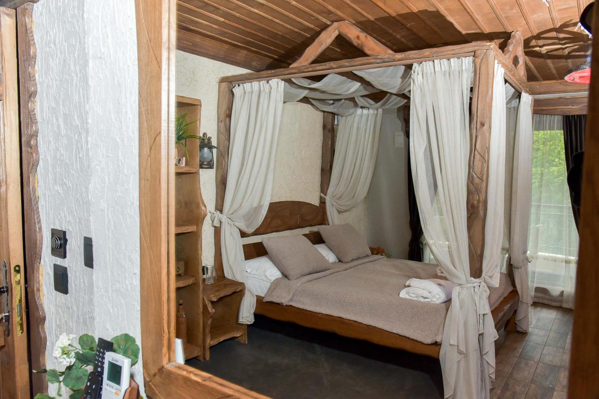One-Bedroom House