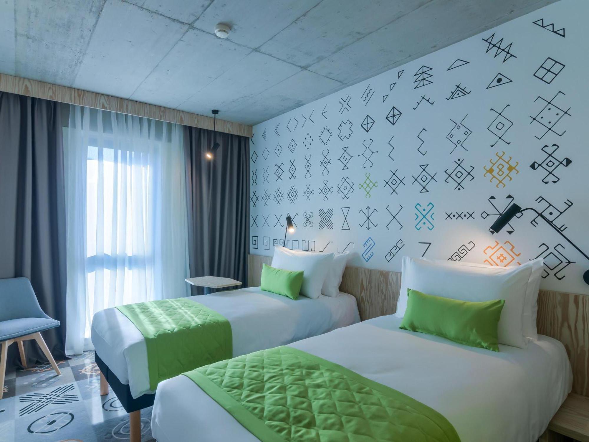 Standard Twin Room