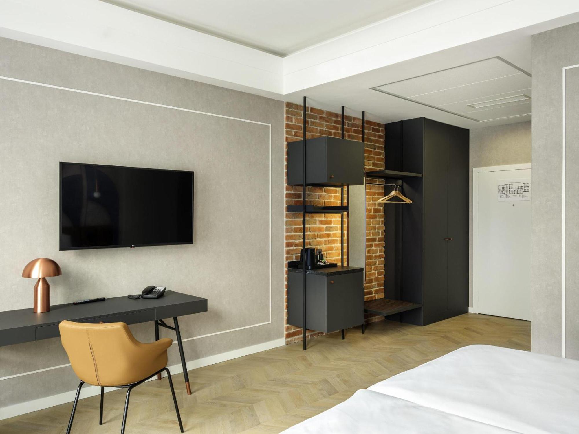 Superior Double Room,1771268572:JPEG
