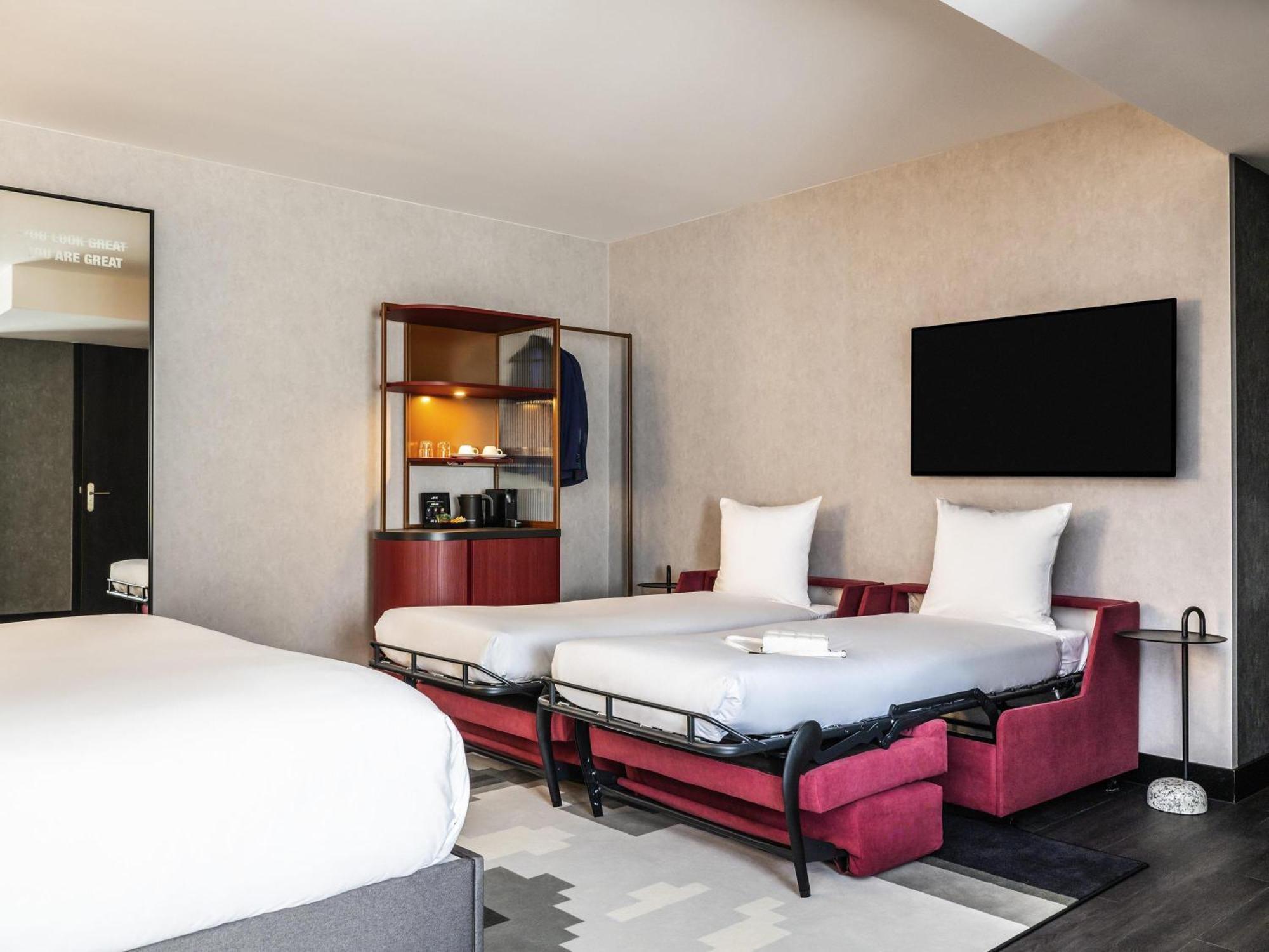 Quadruple Room,1771304908:JPEG