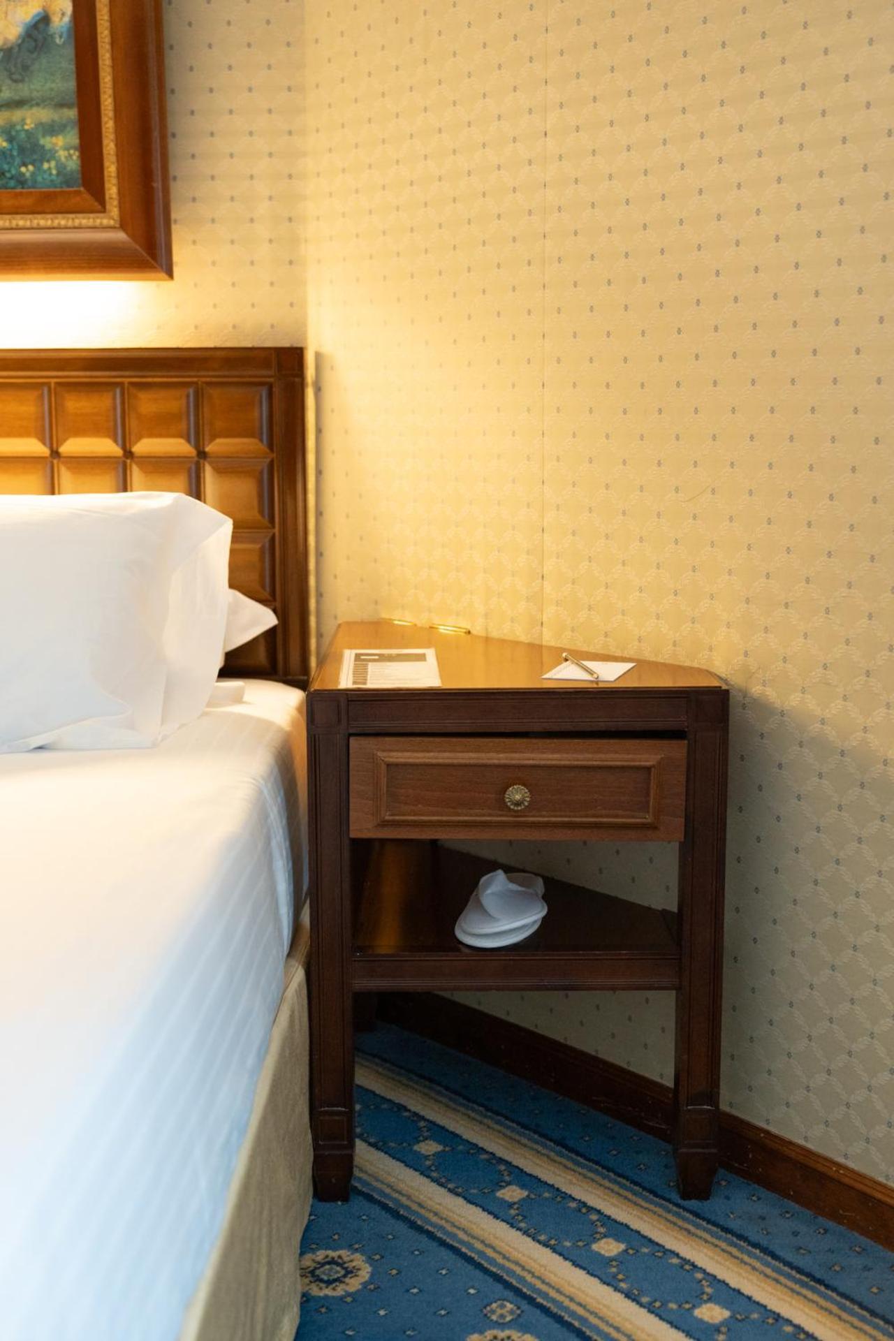Presidential Suite,1771498727:JPEG