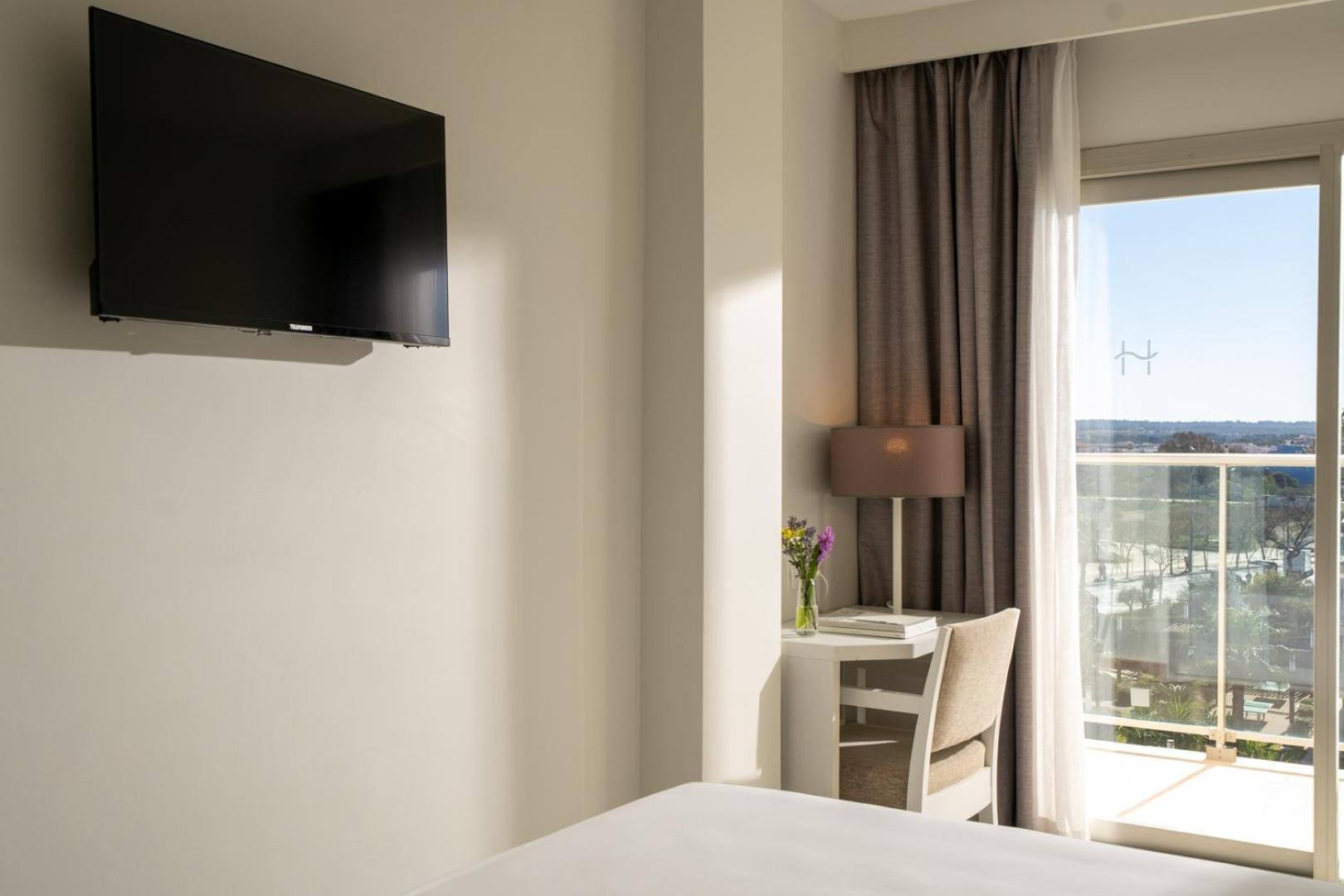 Quarto Twin com Varanda