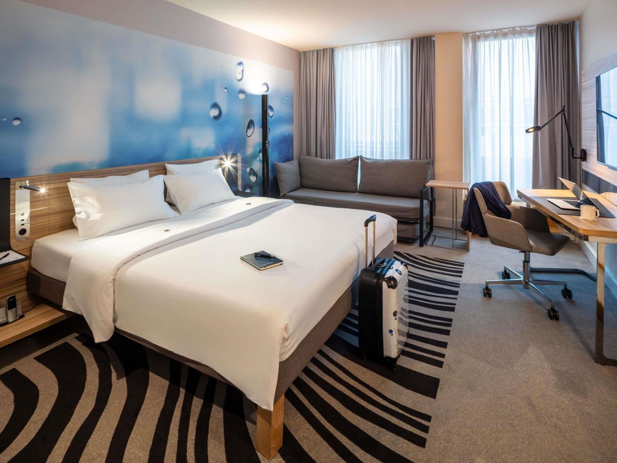 Executive Room