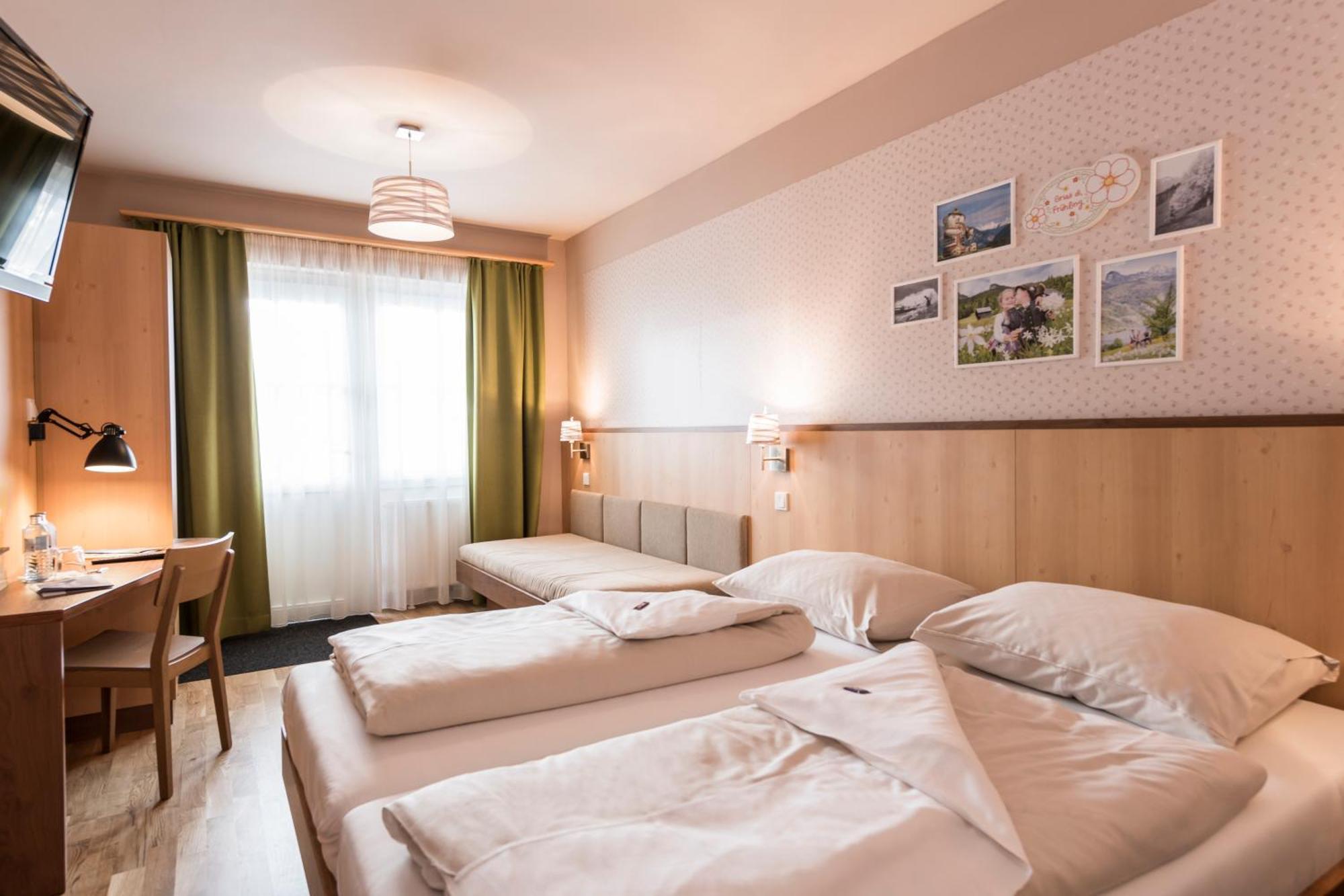 Comfort Triple Room