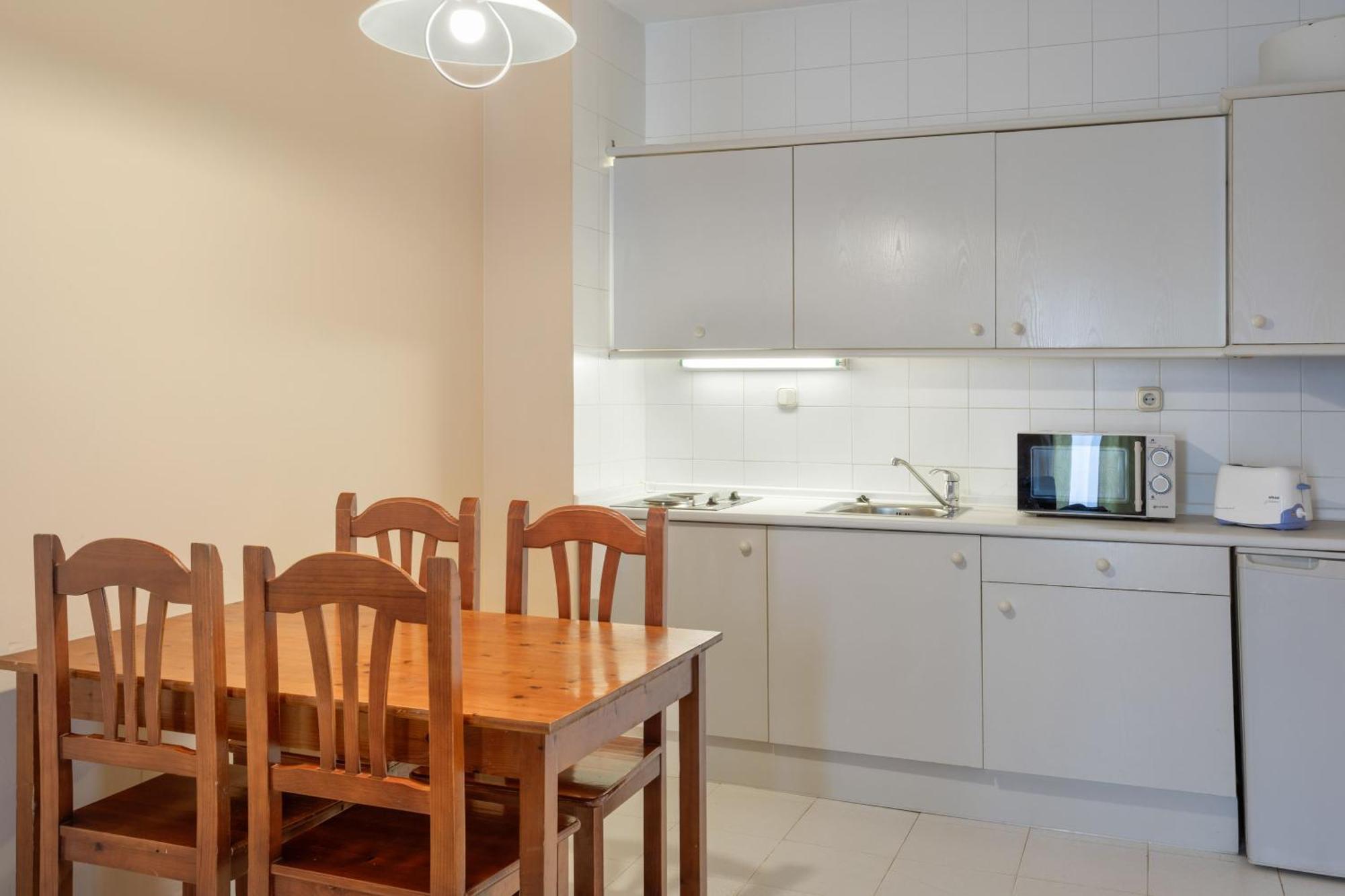 One-Bedroom Apartment,1771706640:JPEG