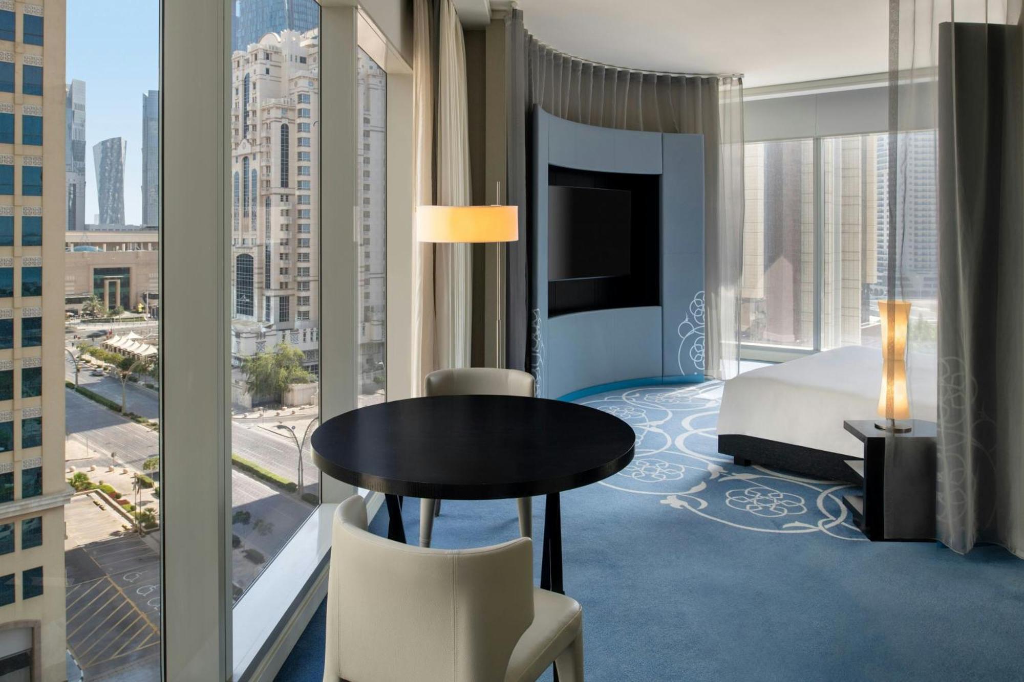 Urban Suite – King Size City View Beach Access