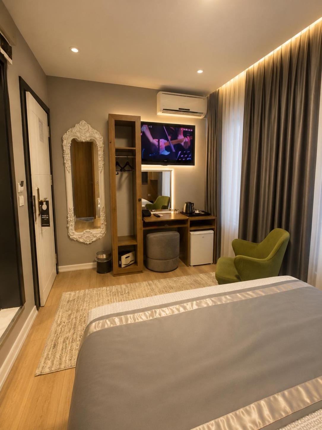Double Room Private Bathroom