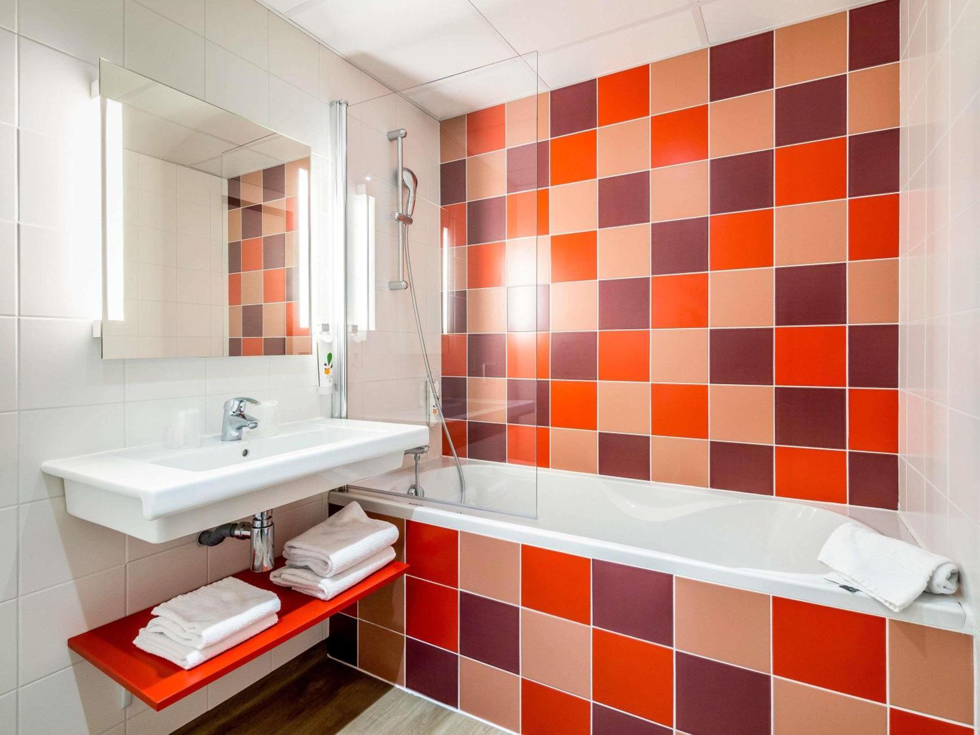 Standard Family Suite