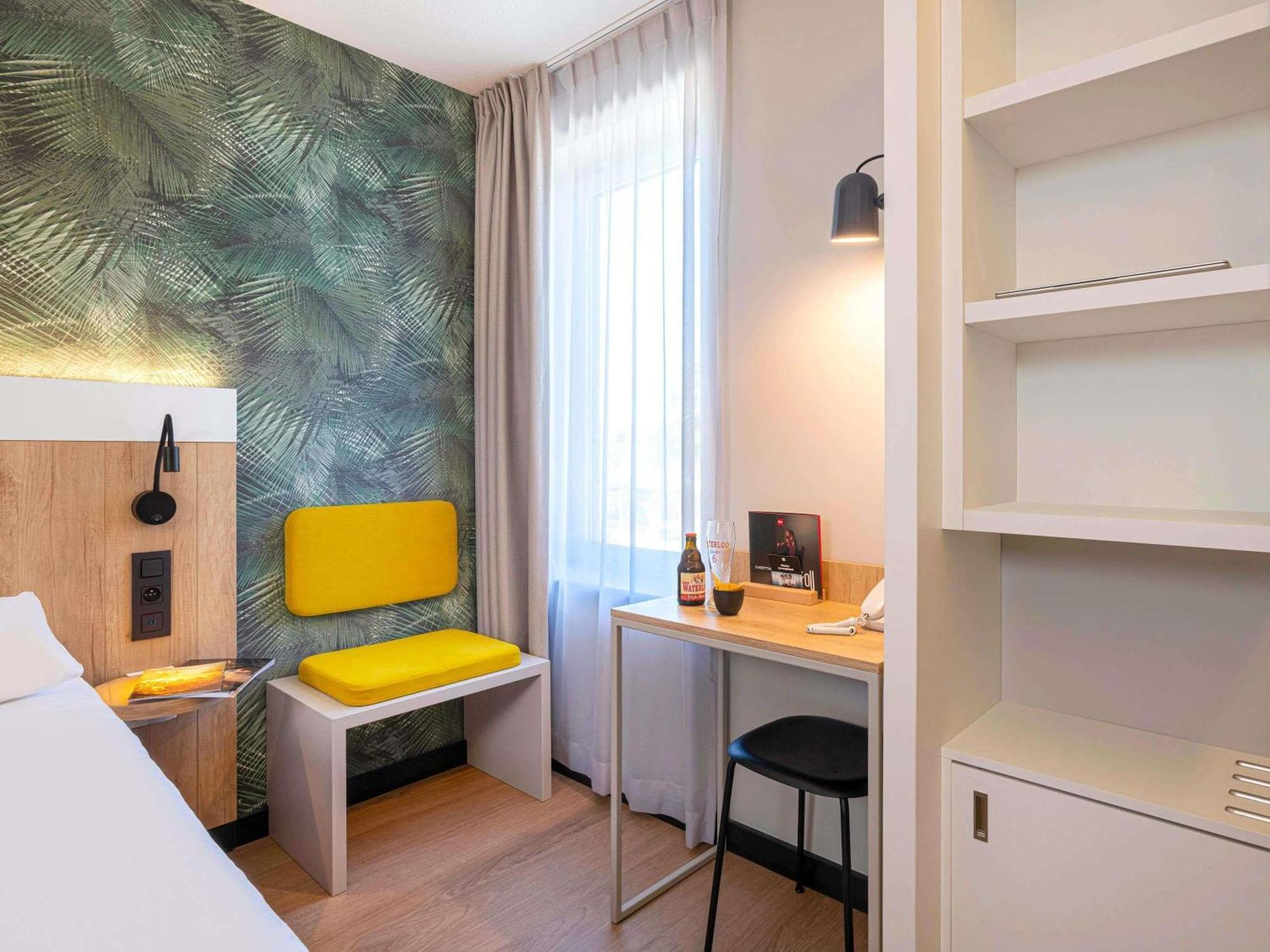 Room Double or Twin Beds
