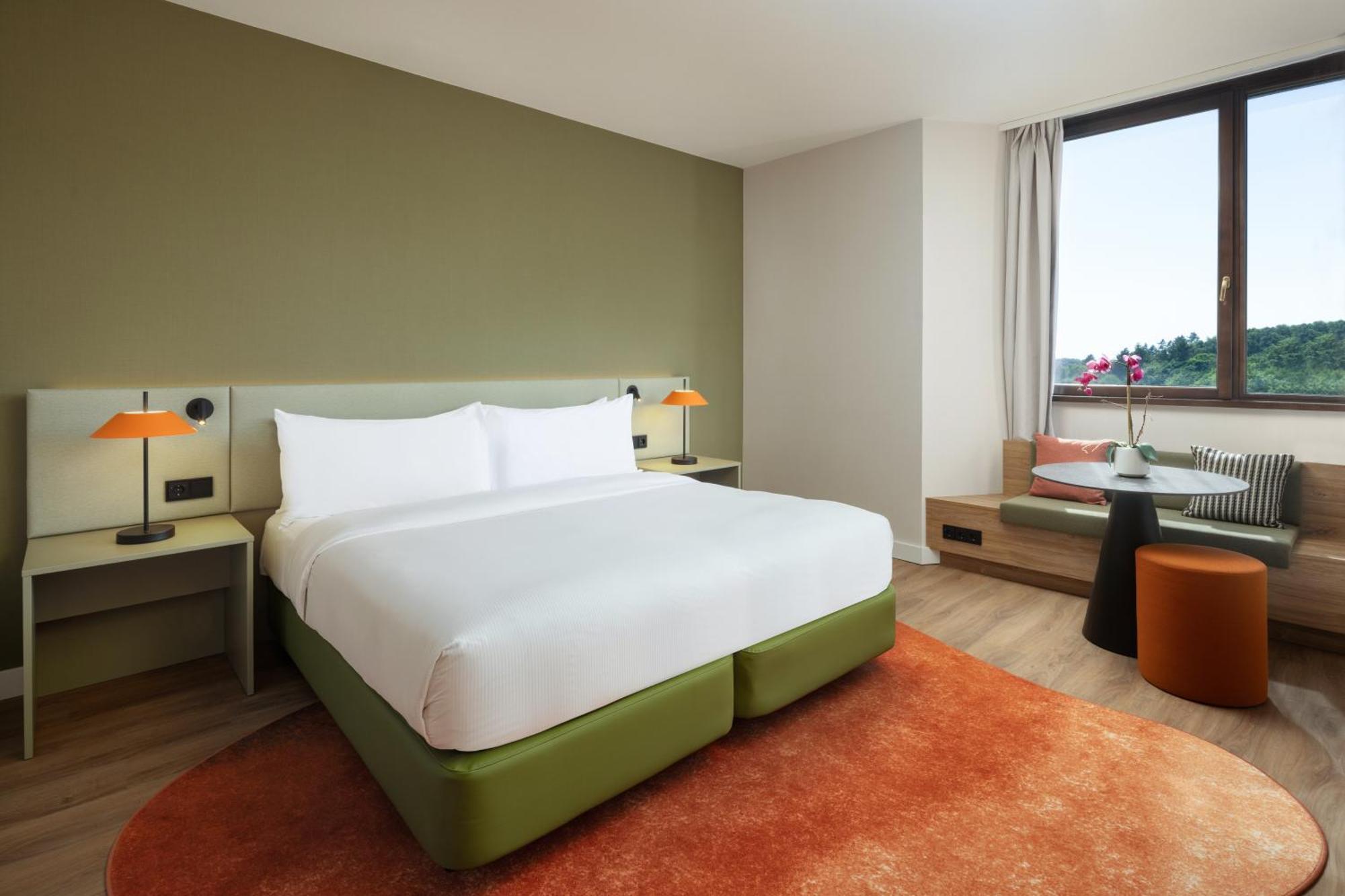 Superior King Room