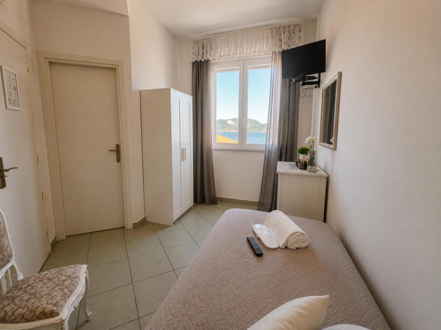 Habitación Individual con vistas al lago