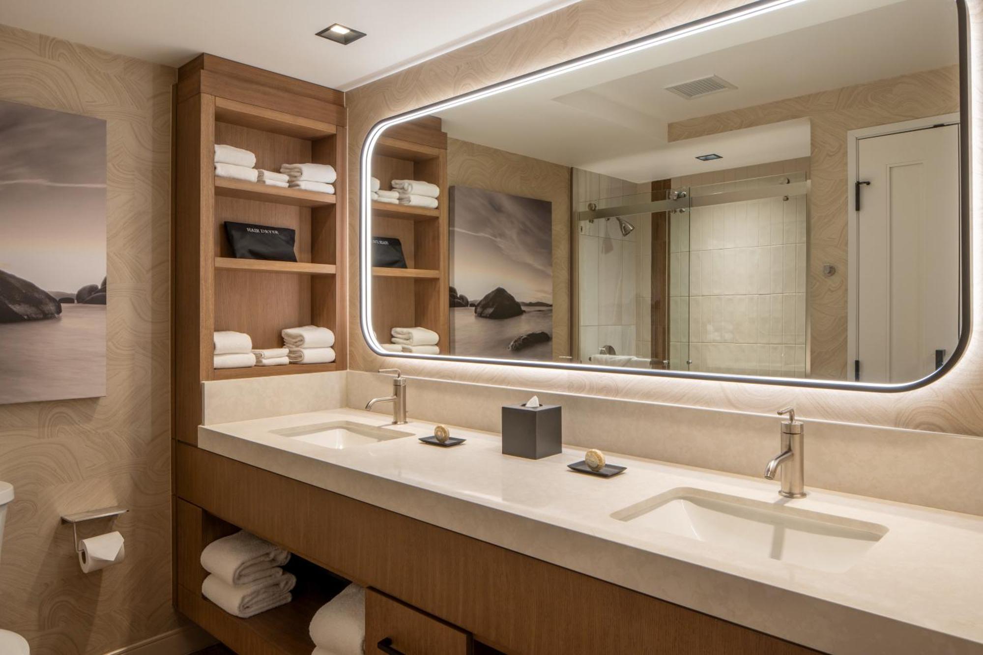 King Room Mountain View