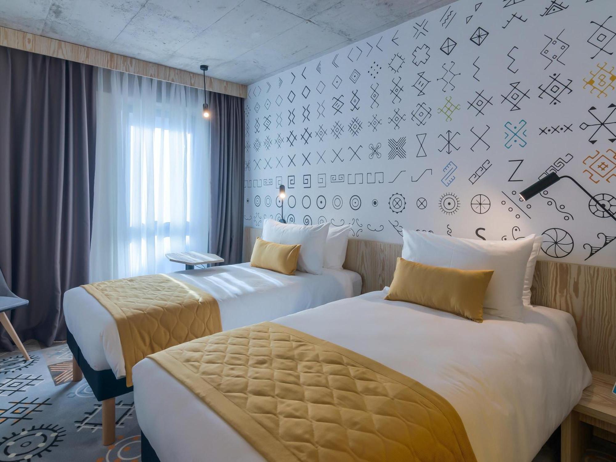Standard Twin Room