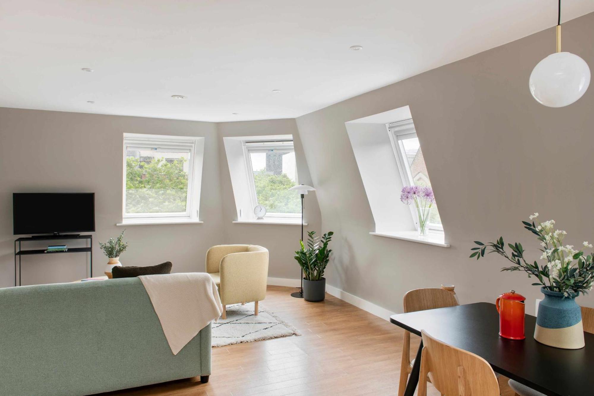 One-bedroom Plus Apartment