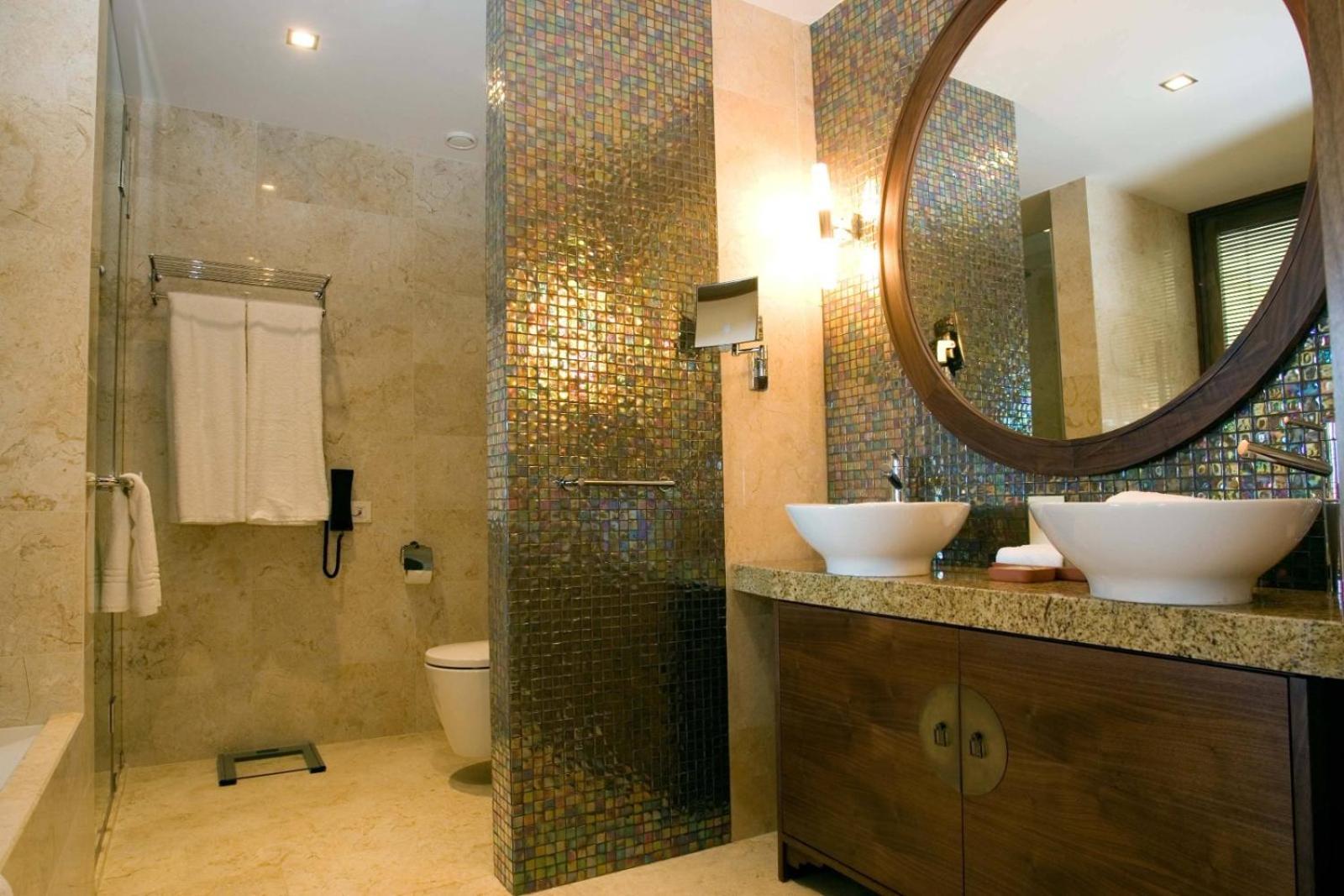 Standard Suite,1772908743:JPEG