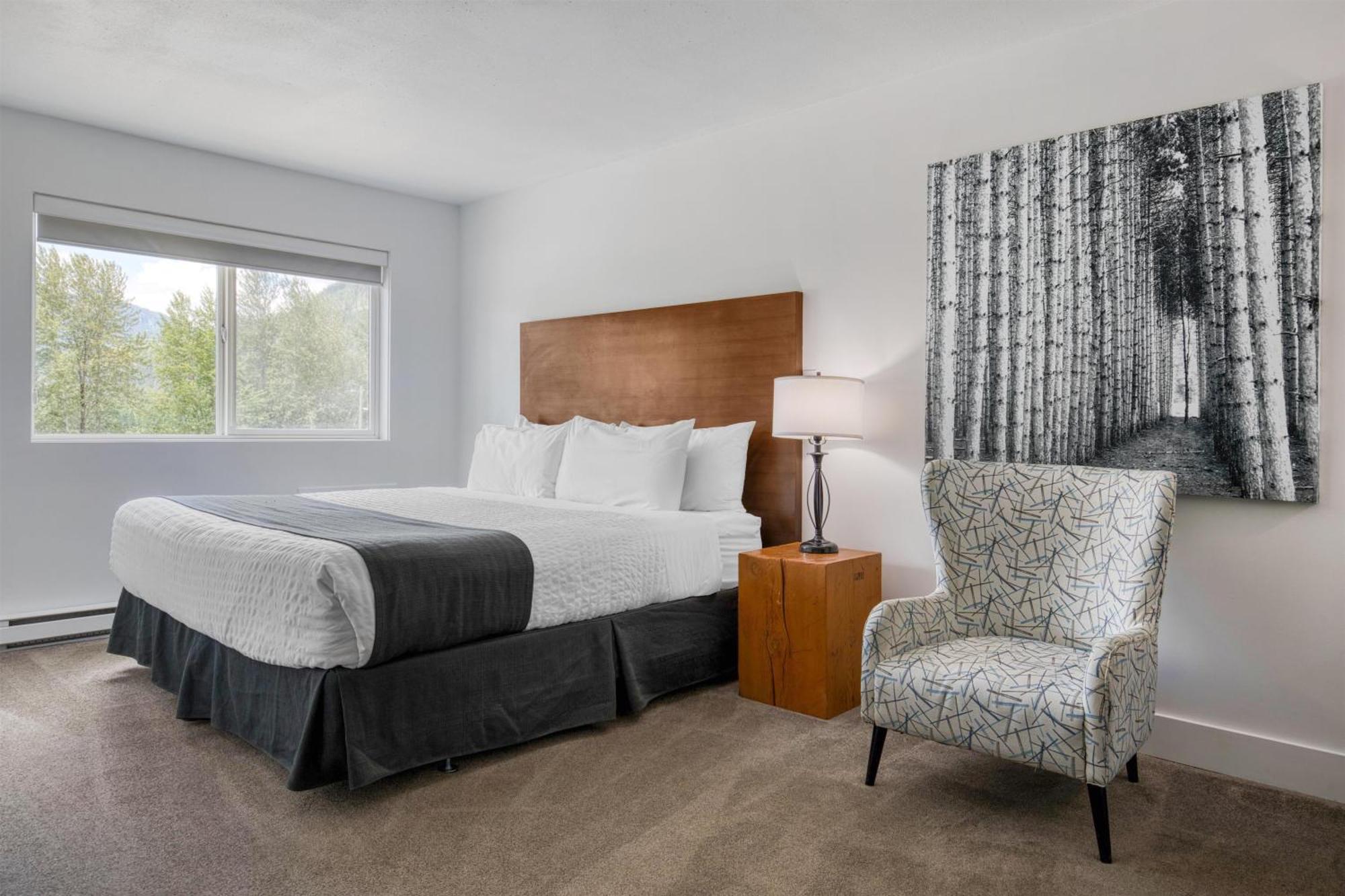 King Room with Mountain View