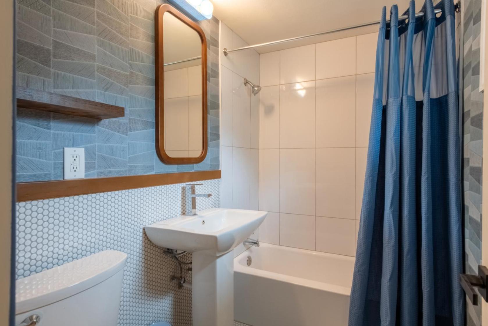 2 Queen Bedroom Pet Friendly-fee applies