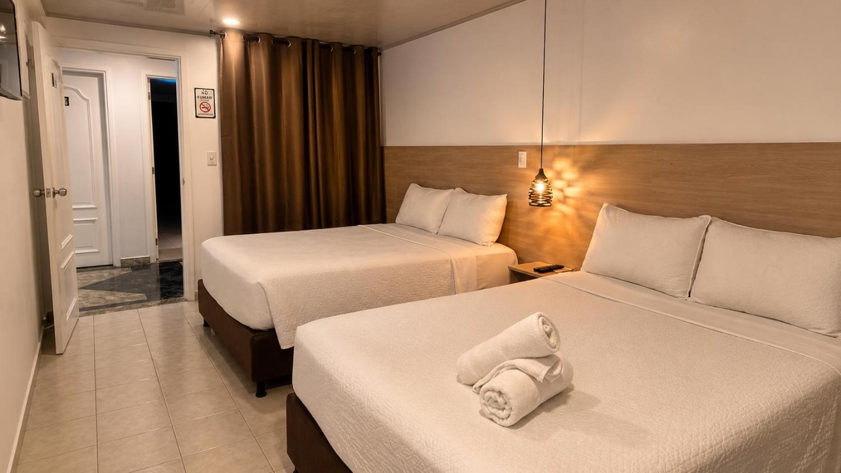 Quadruple Room Private Bathroom