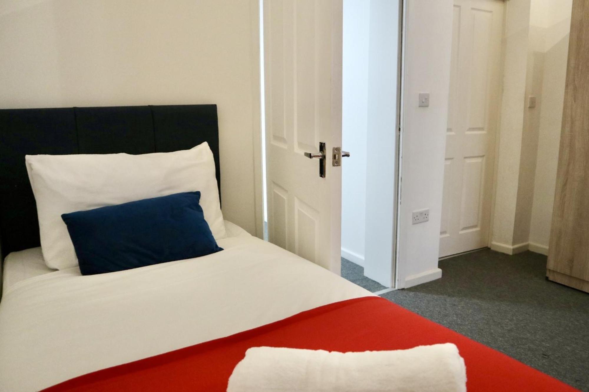 Superior twin Ensuite room