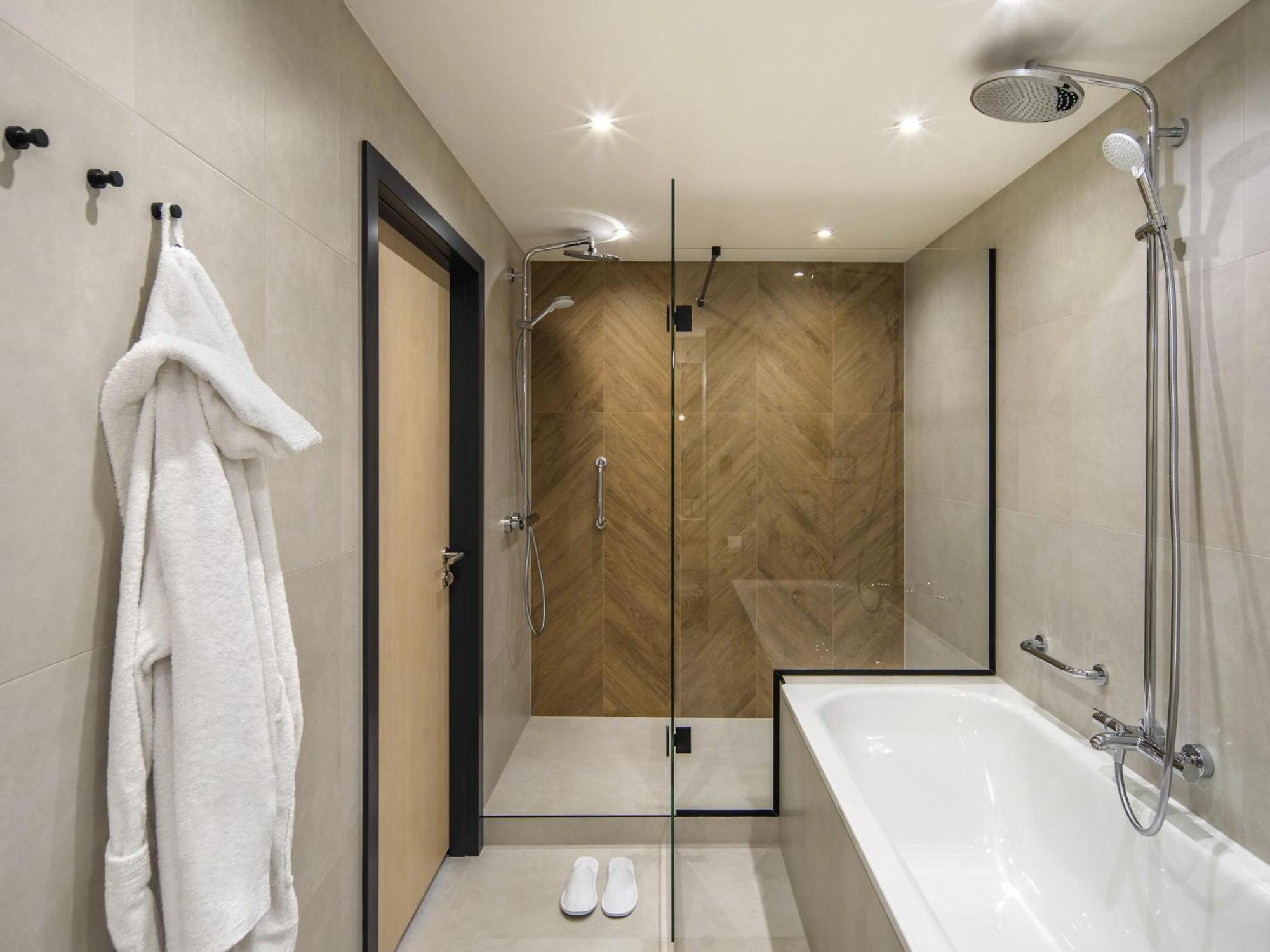 Junior Suite with One Double Bed and Sitting Area