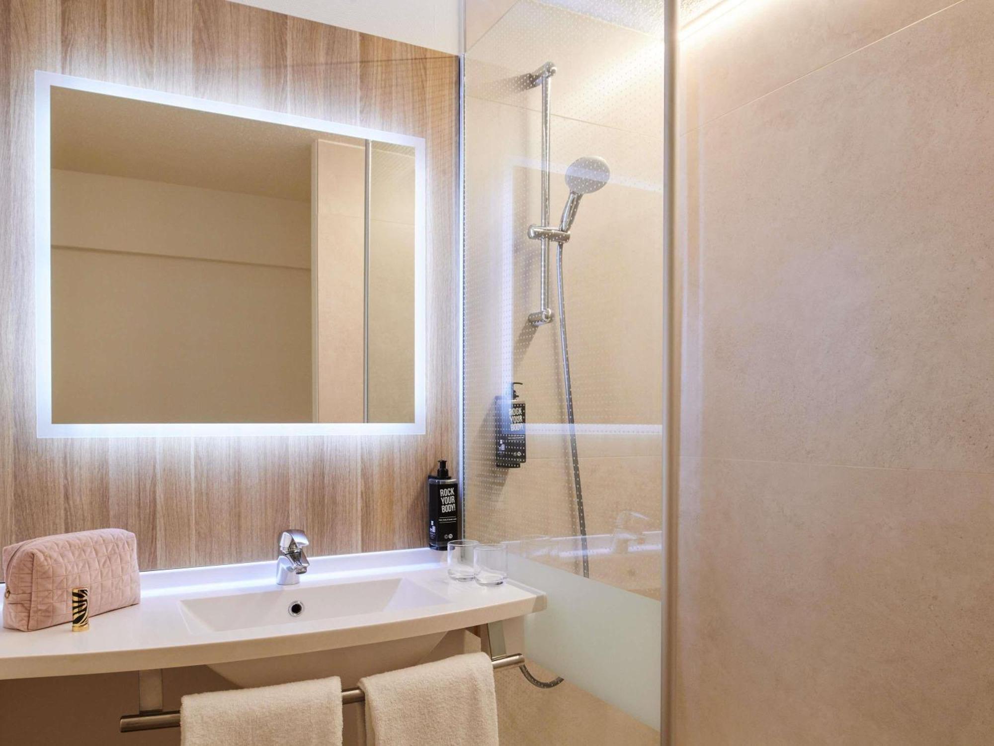 Standard Twin Room,1773702000:JPEG