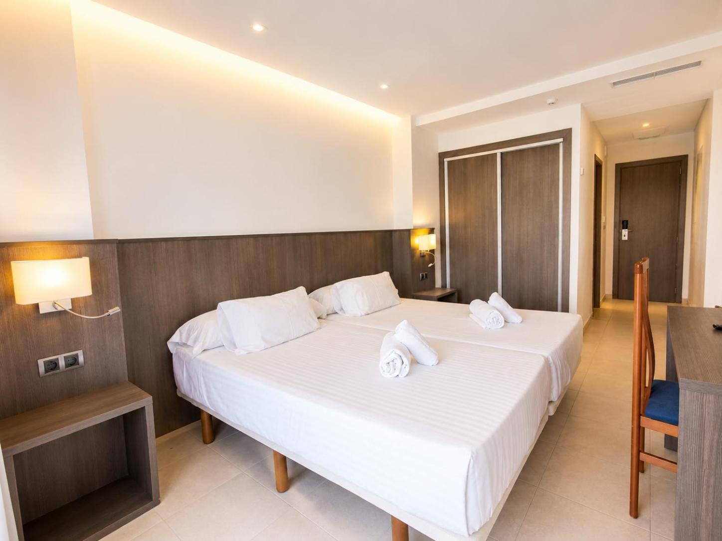 Double or Twin Room Terrace