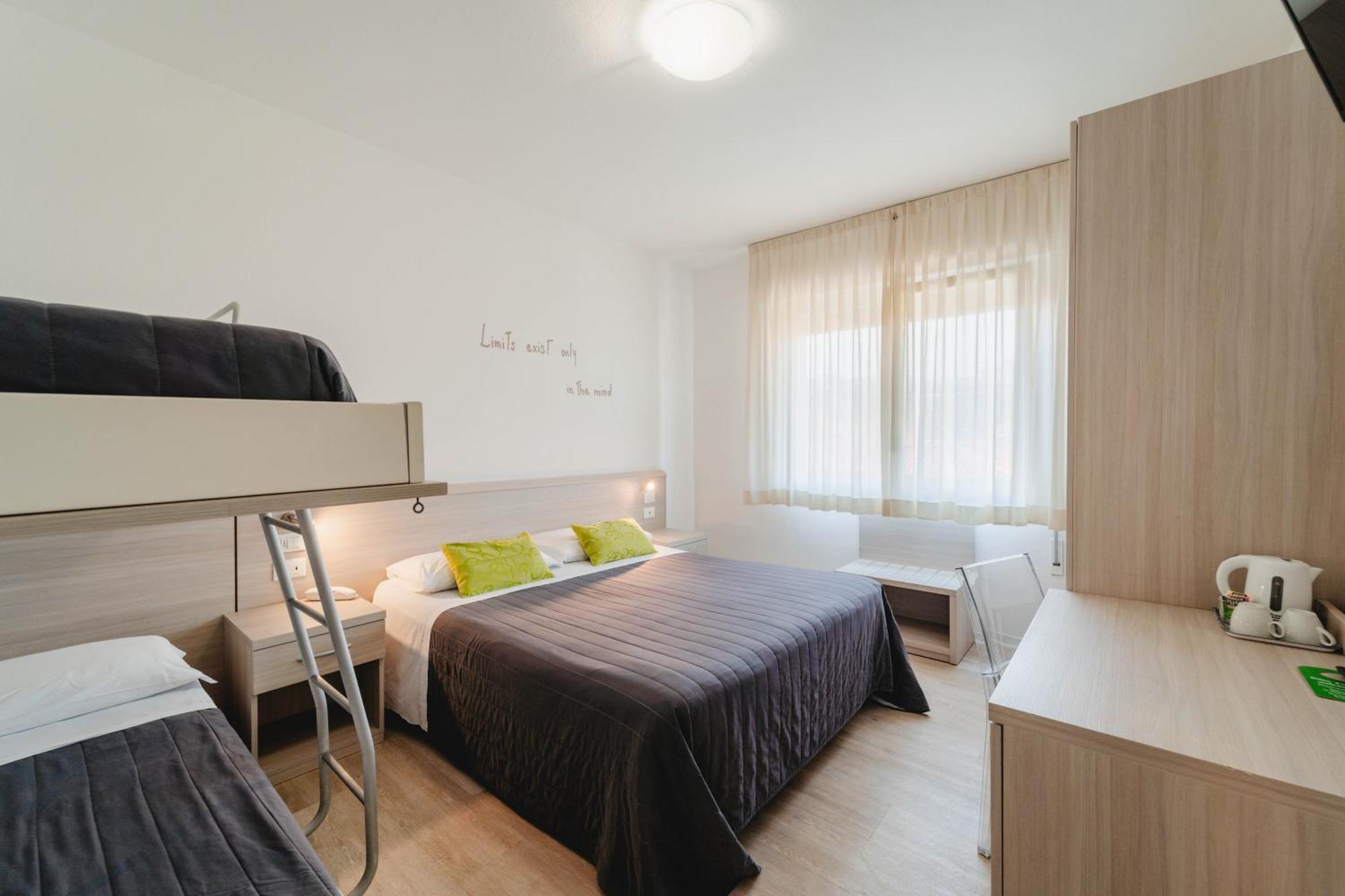 Camera Quadrupla con Bagno Privato