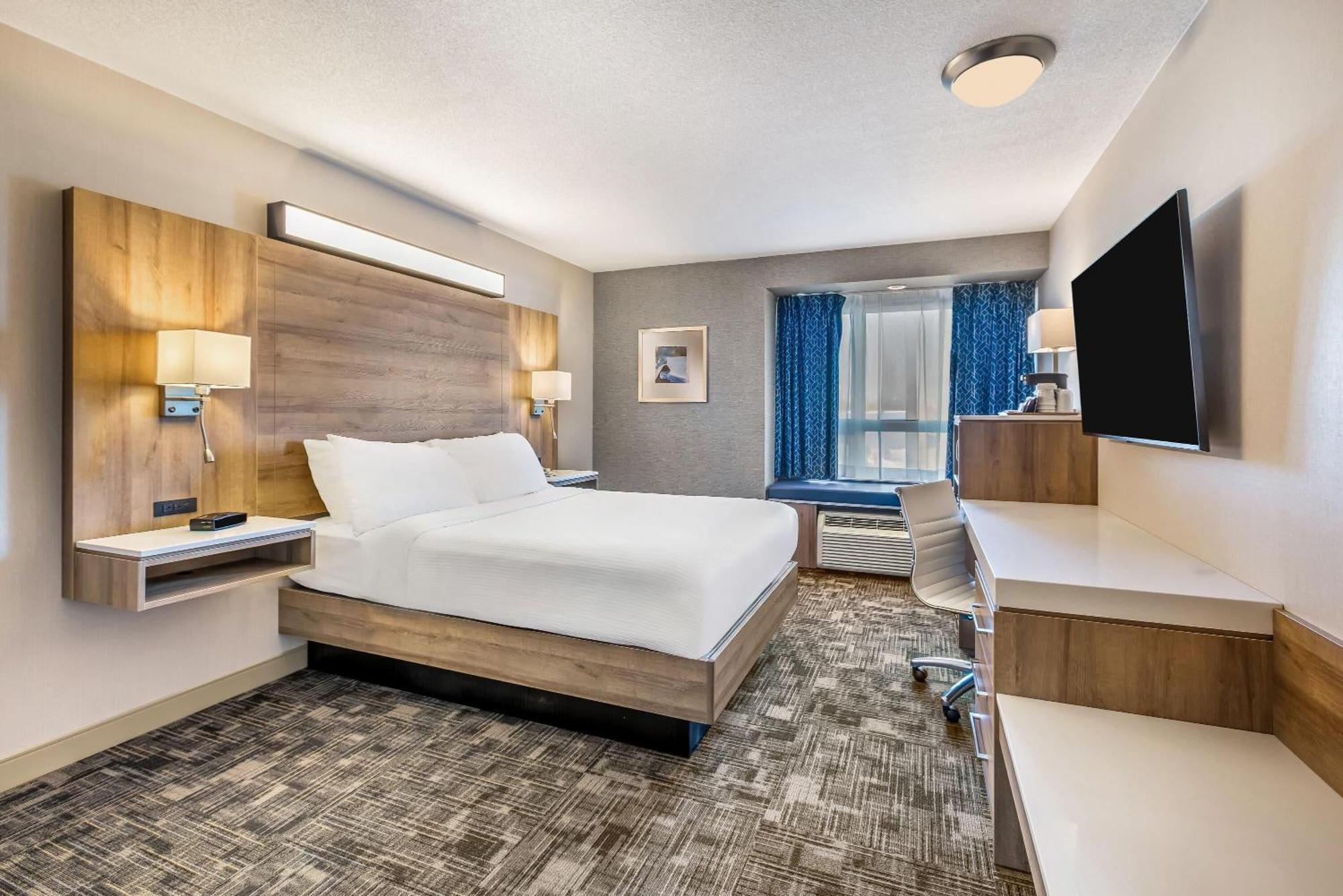 Queen Room - Disability Access/Non-Smoking