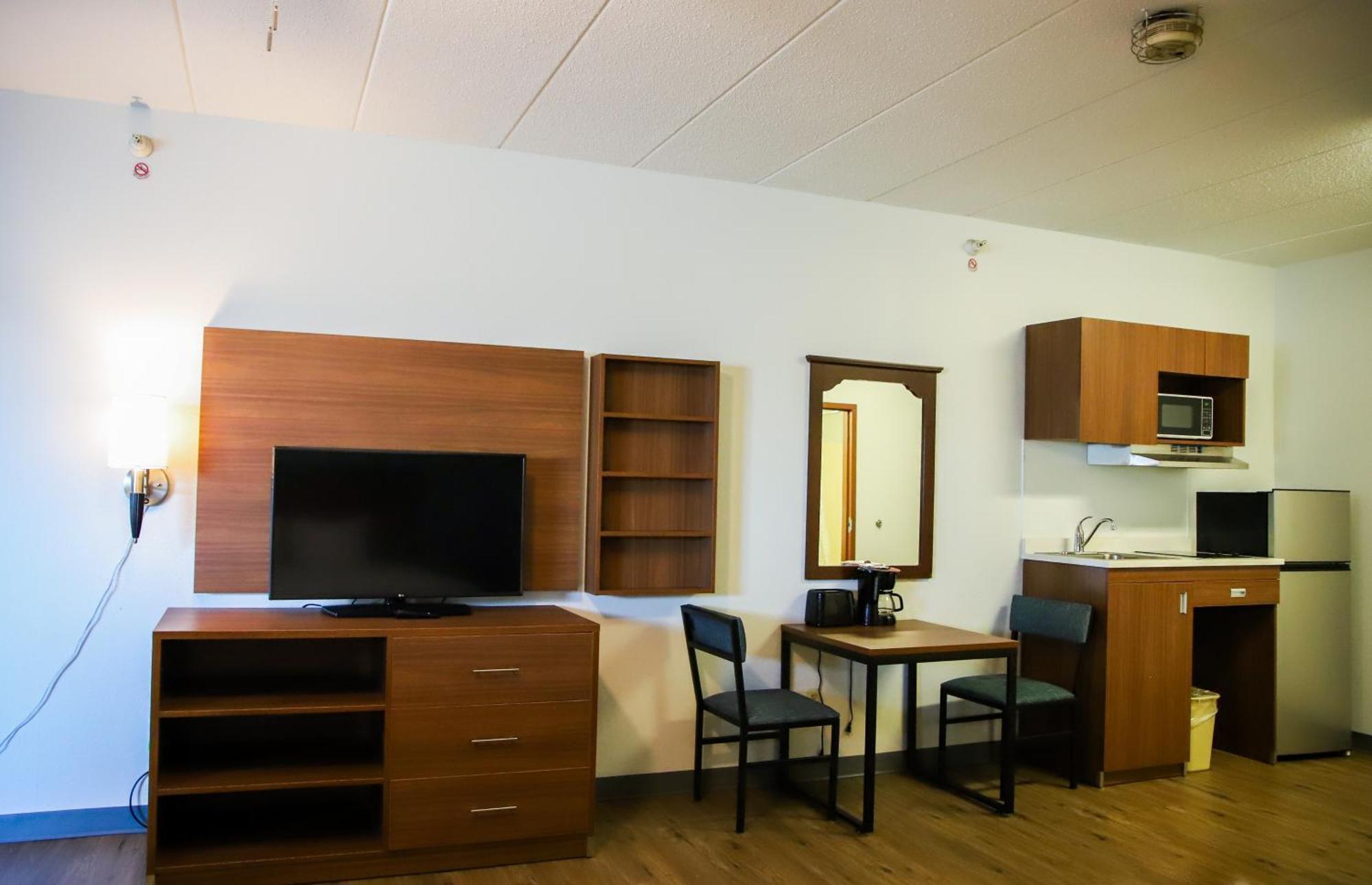 King Suite with Dishwasher - Non Smoking