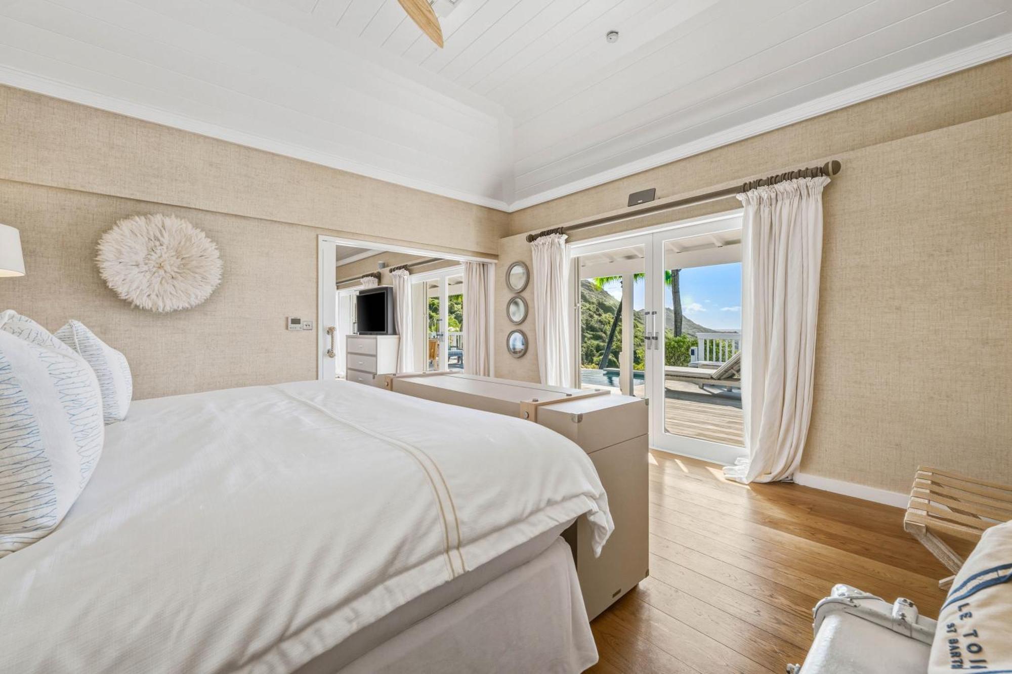 Signature Suite Terrace
