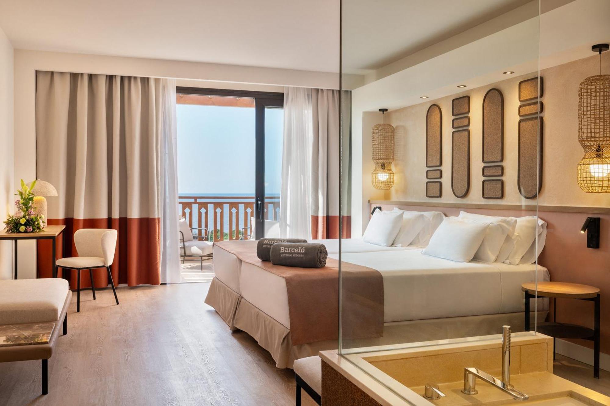 Quarto Duplo Deluxe com Vista Mar